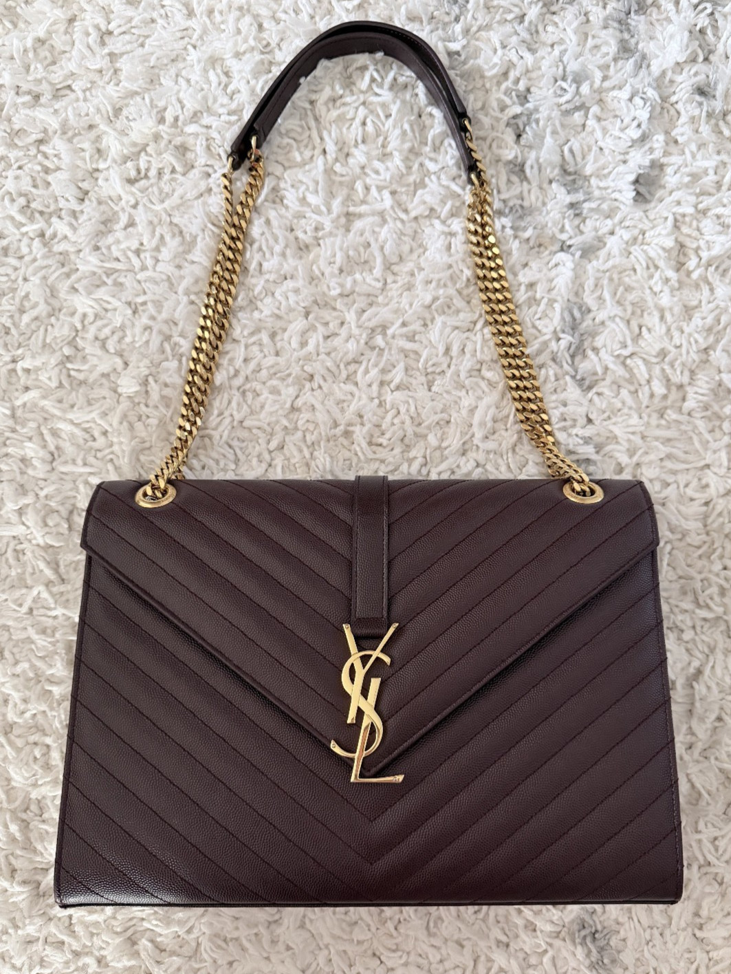 SAINT LAURENT Grain De Poudre Matelasse Chevron Large Monogram Satchel Rouge Leg