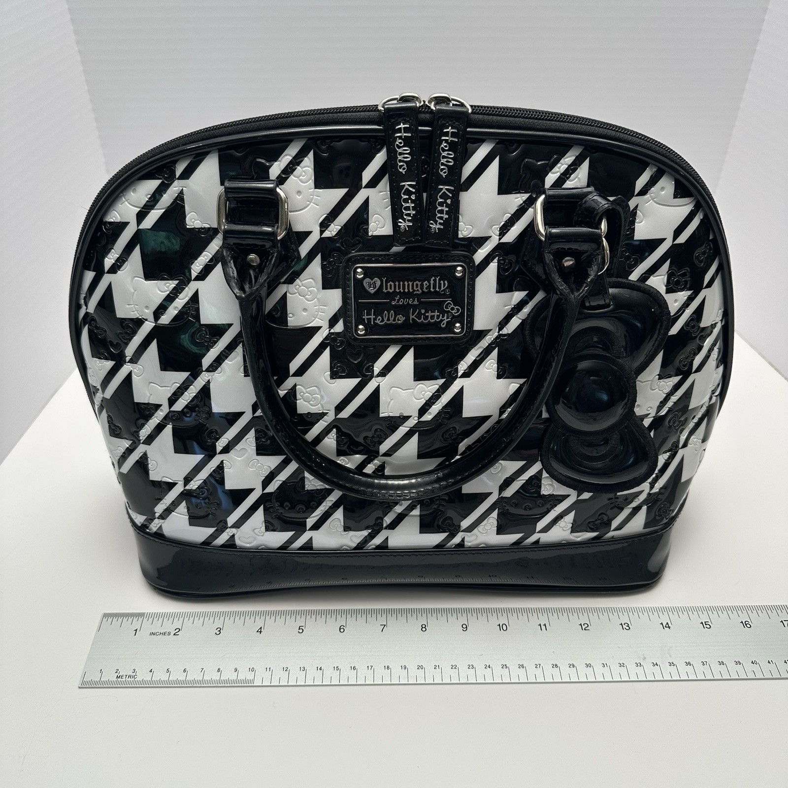 2013 Loungefly Hello Kitty Embossed Houndstooth Bowler Bag & Wallet RARE Y2K