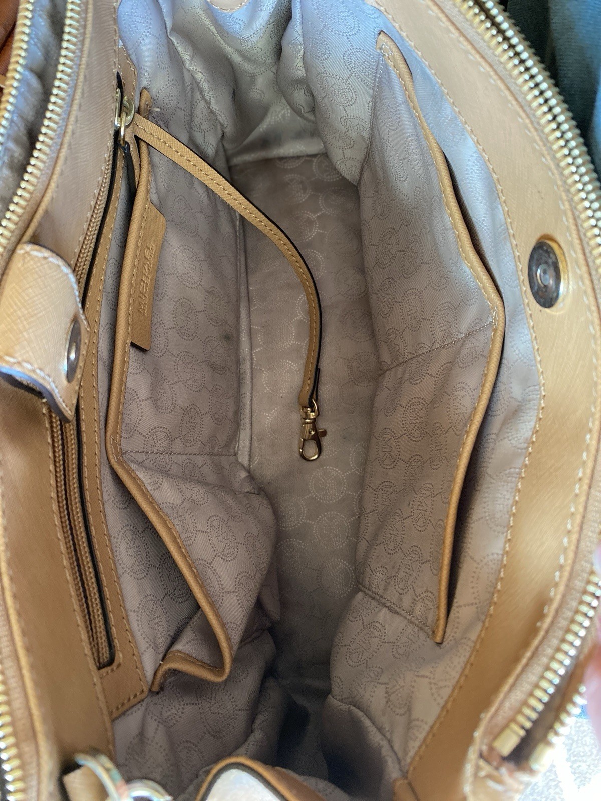 Michael Kors Sutton Suntan and Black- Rare