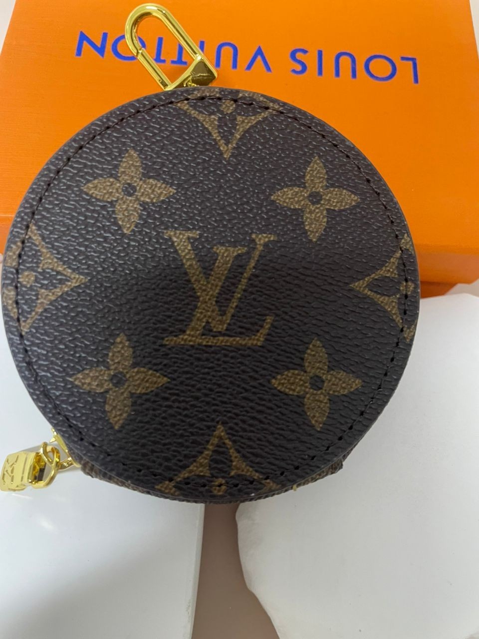 Multipochette LOUIS VUITTON Coin case Box Round Pochette with box G2U
