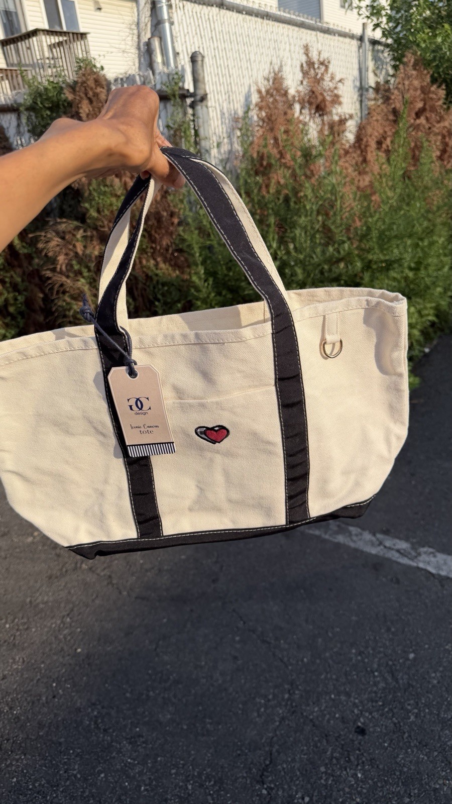 TC Small Women’s Tote Bag Ivory/Black, Embroidered Heart, Lightweight, Open