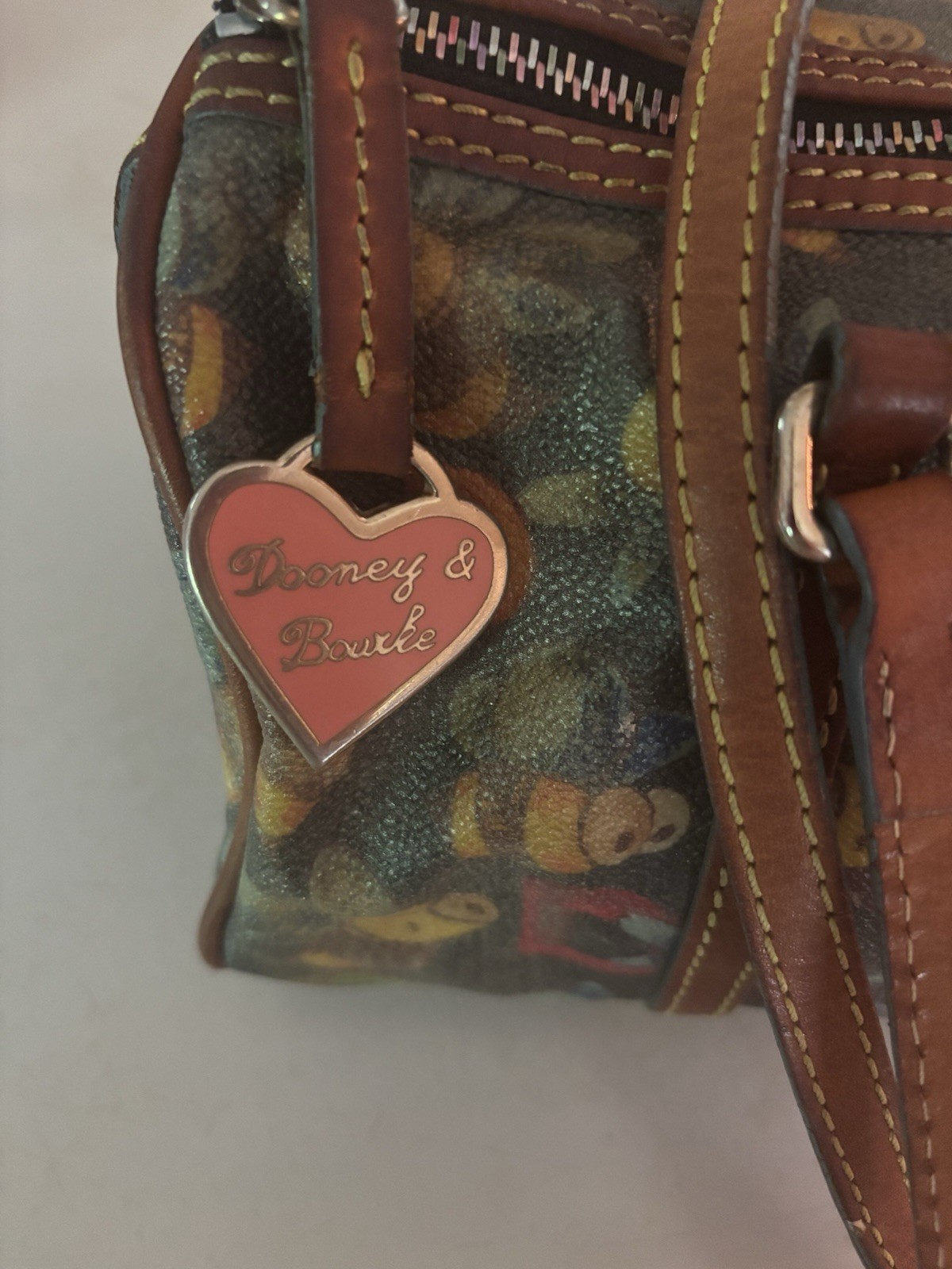 Vintage Dooney And Bourke Shoulder Bag Retro Early 2000’s Fun Bumble Bee