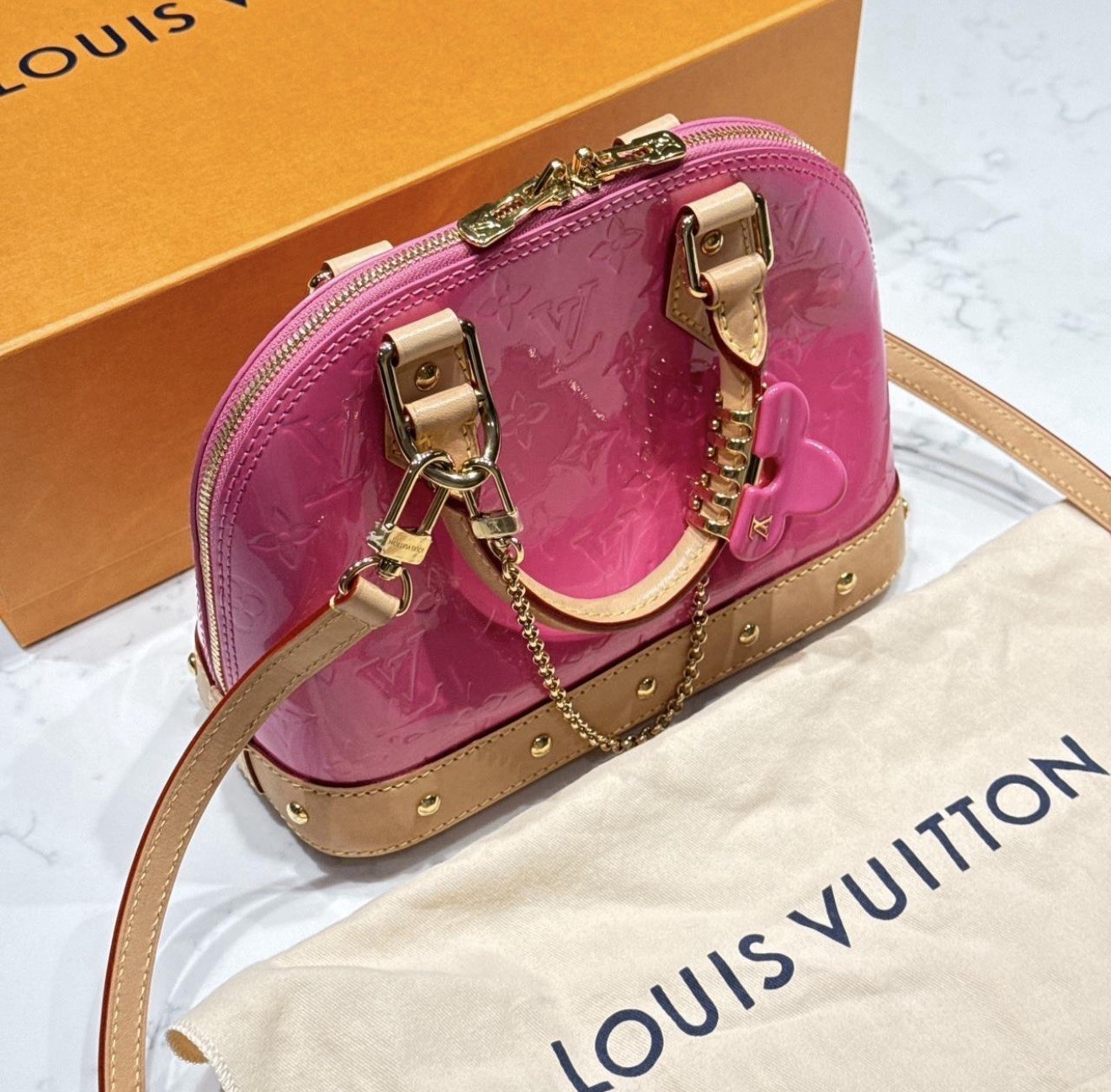 Louis Vuitton Alma BB — Vernis NeonPink – Valentine’s Day 2023