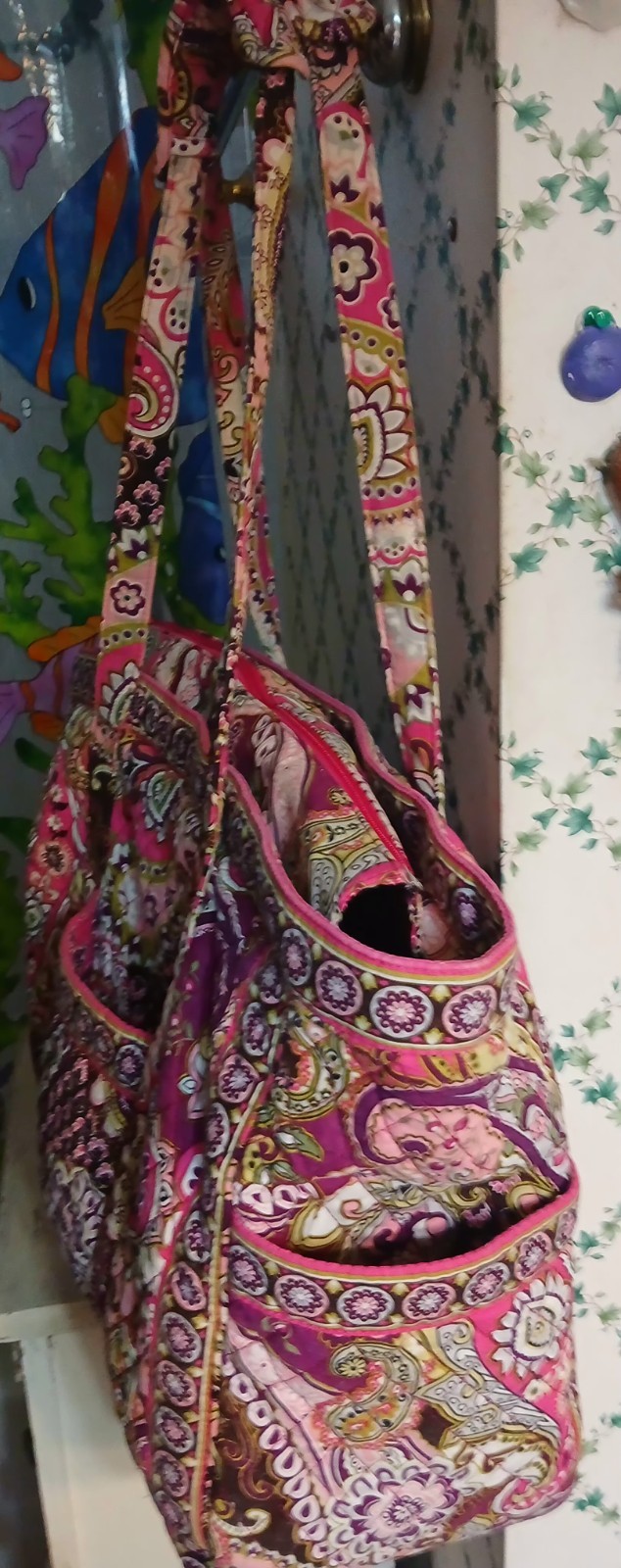 VERA BRADLEY VERY BERRY PAISLEY GET~ CARRIED~AWAY EXTRA LARGE TRAVEL TOTE BAG