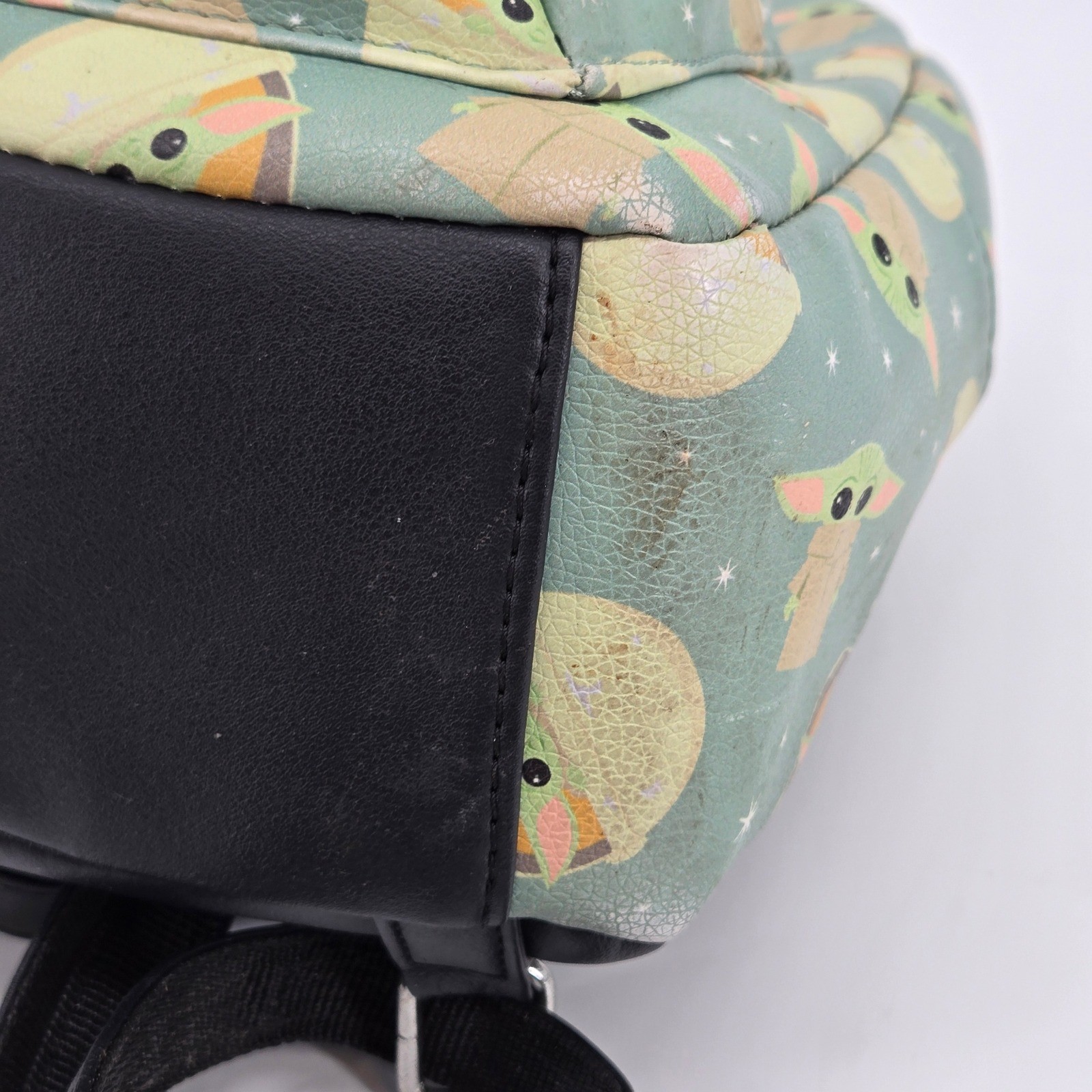 Star Wars The Mandalorian Grogu Baby Yoda Burger Pattern Mini Backpack Green