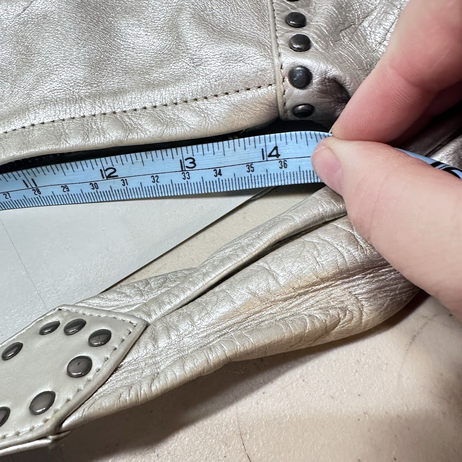 Kooba Studded Leather Hobo Shoulder Bag Soft Silver Y2K 14″L x 21″Wx 13D”