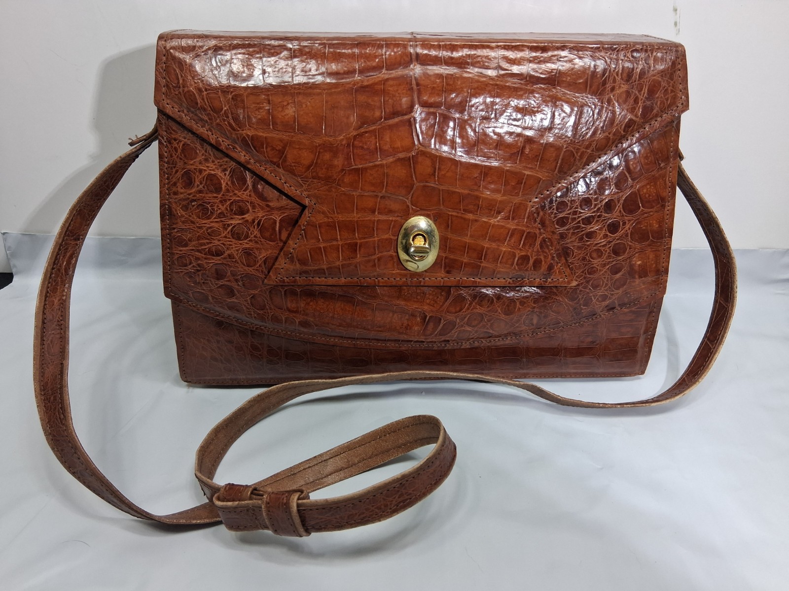 Vintage Genuine Alligator Crocodile Leather Shoulder Purse Satchel 10.5” Long