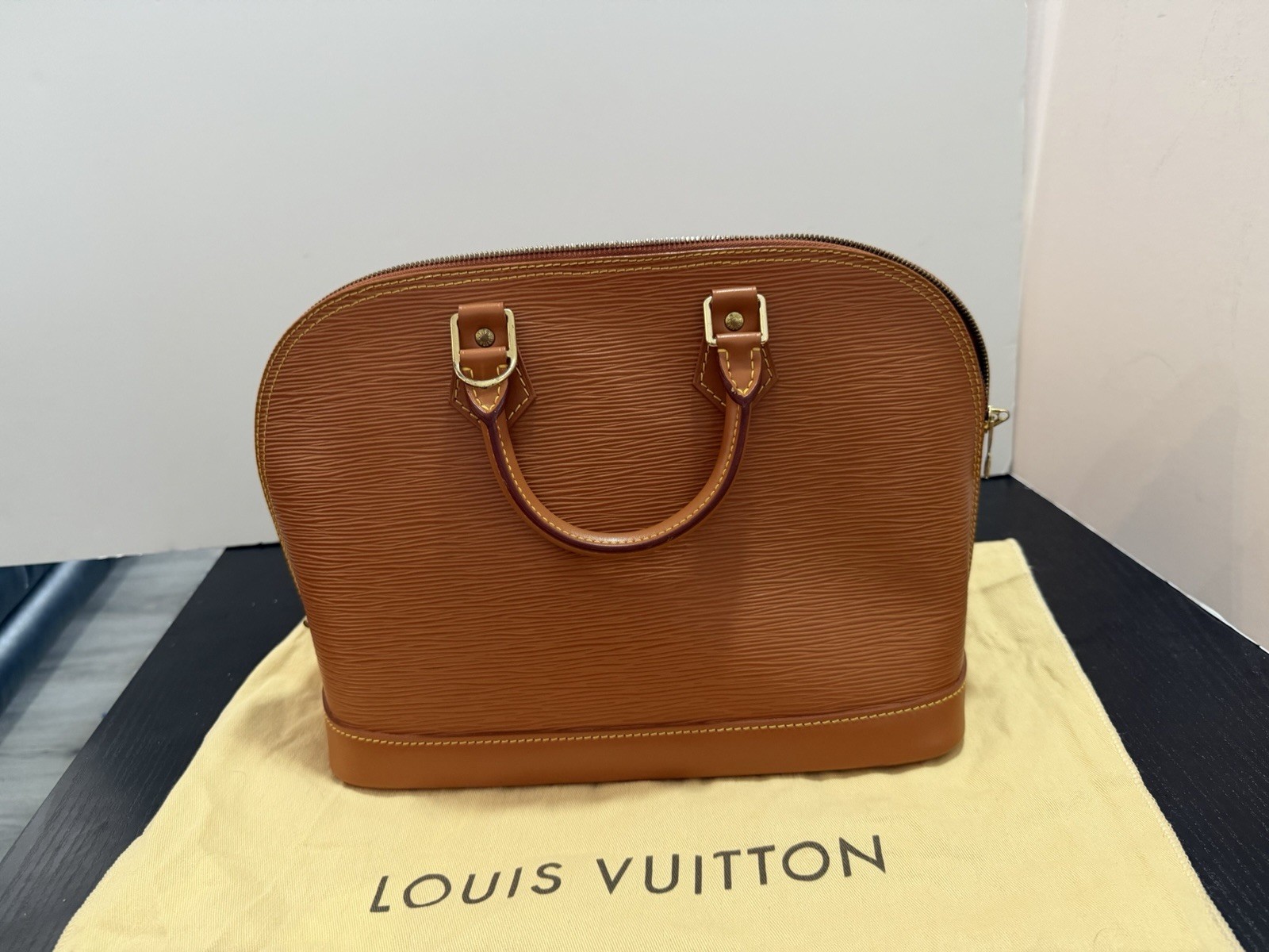 Louis Vuitton Alma PM light brown/camel Cipango Epi leathe suede inside Dust Bag