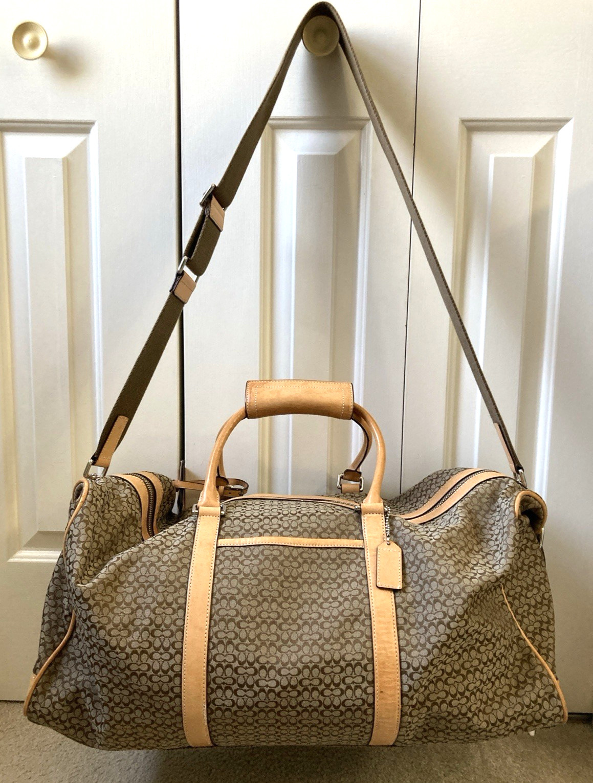 Genuine Coach Signature Duffle Bag – Brown/Tan with Tan Leather Trim F77013