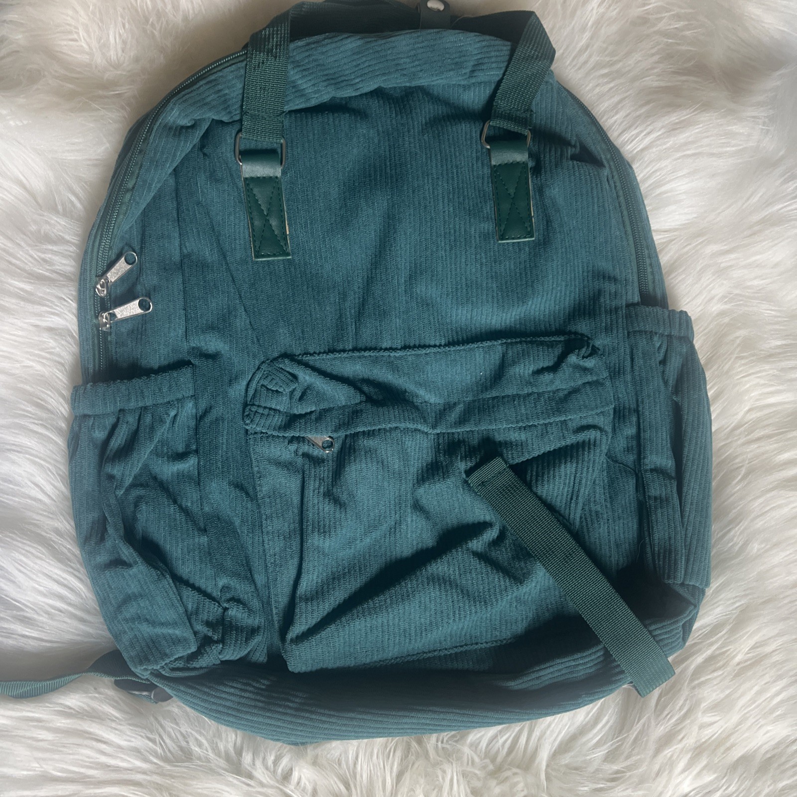 BNWT Metropack True Deep Green Corduroy Backpack Adjustable Straps 12x16x5in