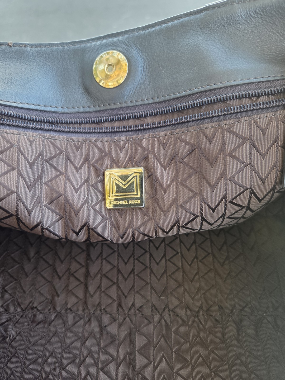 Michael Kors Vintage Canvas Black/Beige Logo Tote, Gold Hardware, Inner Pockets