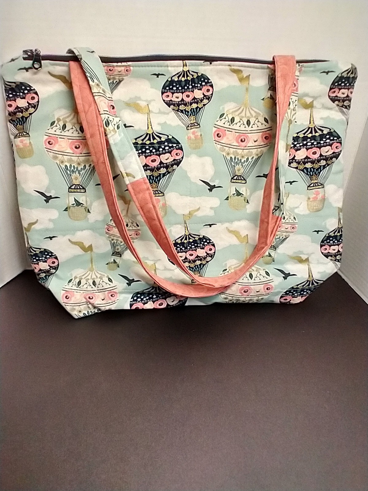 Homemade Soaring Balloons Tote, Zipper Closure, 3 Pockets, Zipper Pocket, Large