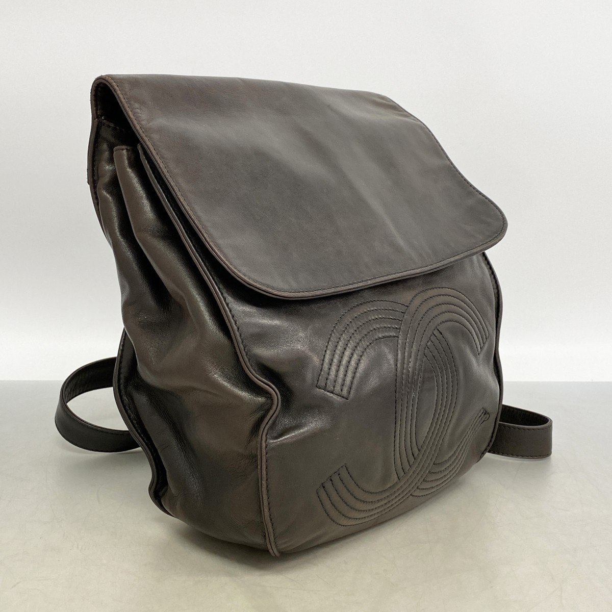 Auth [6gc3615-k] CHANEL Backpack Â· Daypack Lambskin Black Silver metal fi…