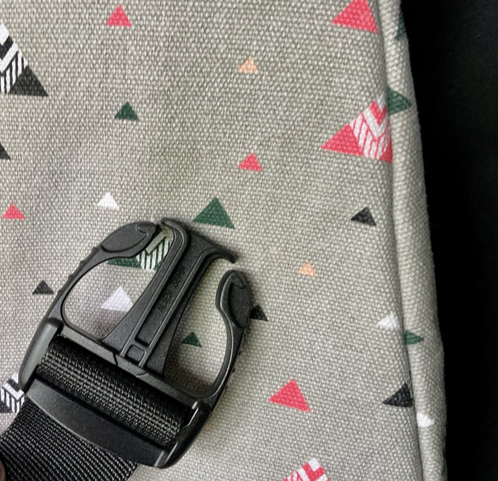 Kavu Original Rope Bag Sling Back Pack Adjustable Shoulder Strap Grey Print