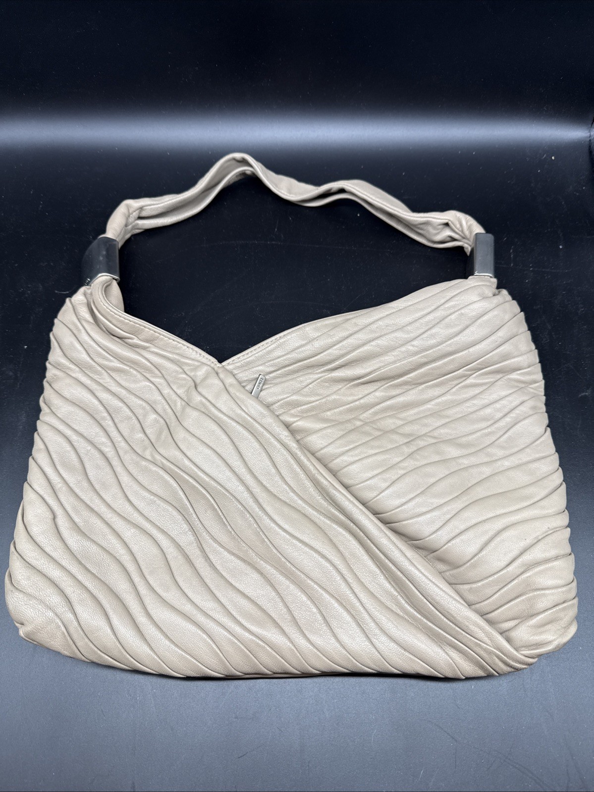 Beautiful LUPO Leather Shoulder Bag – Taupe/Beige with Red Lining