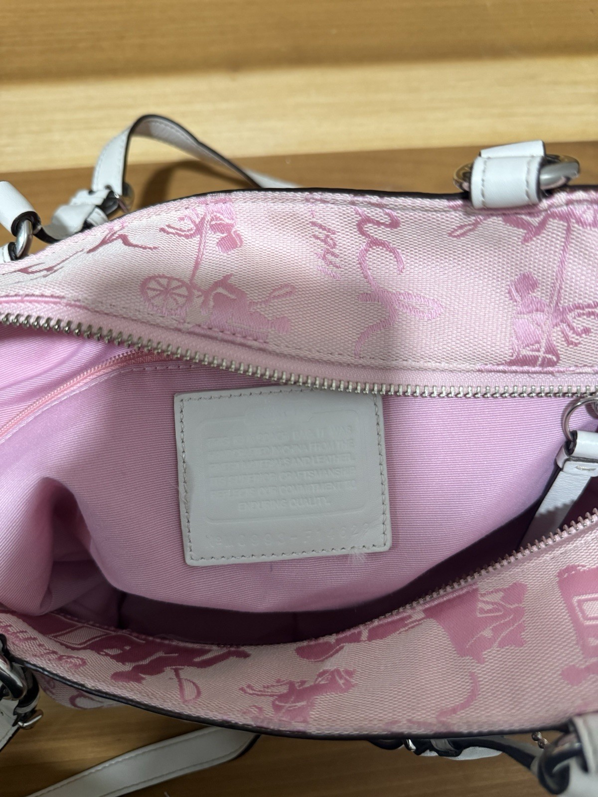 Coach Horse and Carriage Tote Zip Double Handle, Pink/White, Lined Pockets.