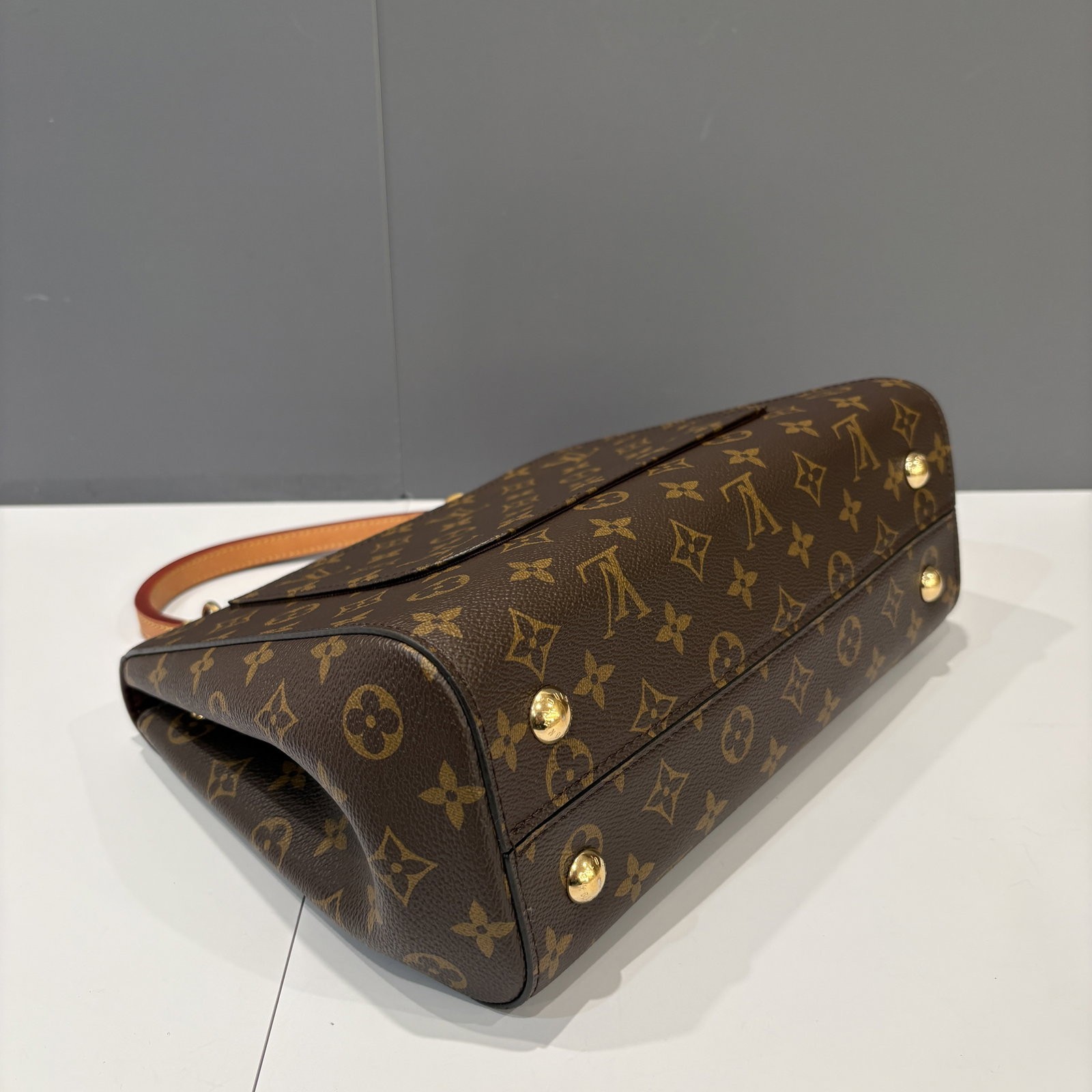 Louis Vuitton Cluny Mm Light Brown Dark Brown Blue Monogram (ym060726a1)