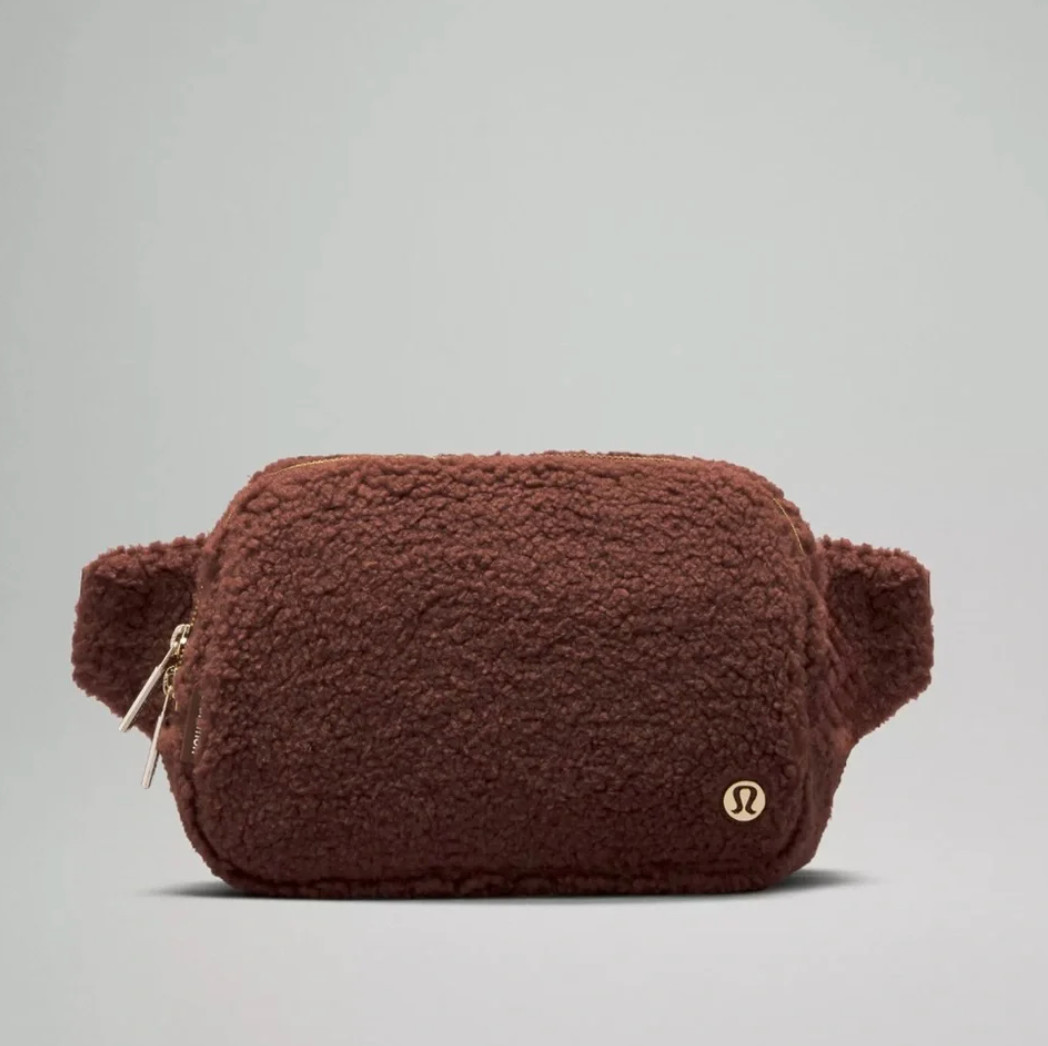 Lululemon Everywhere Belt Bag Fleece Brown Gold NWT Textured Sherpa Crossbody