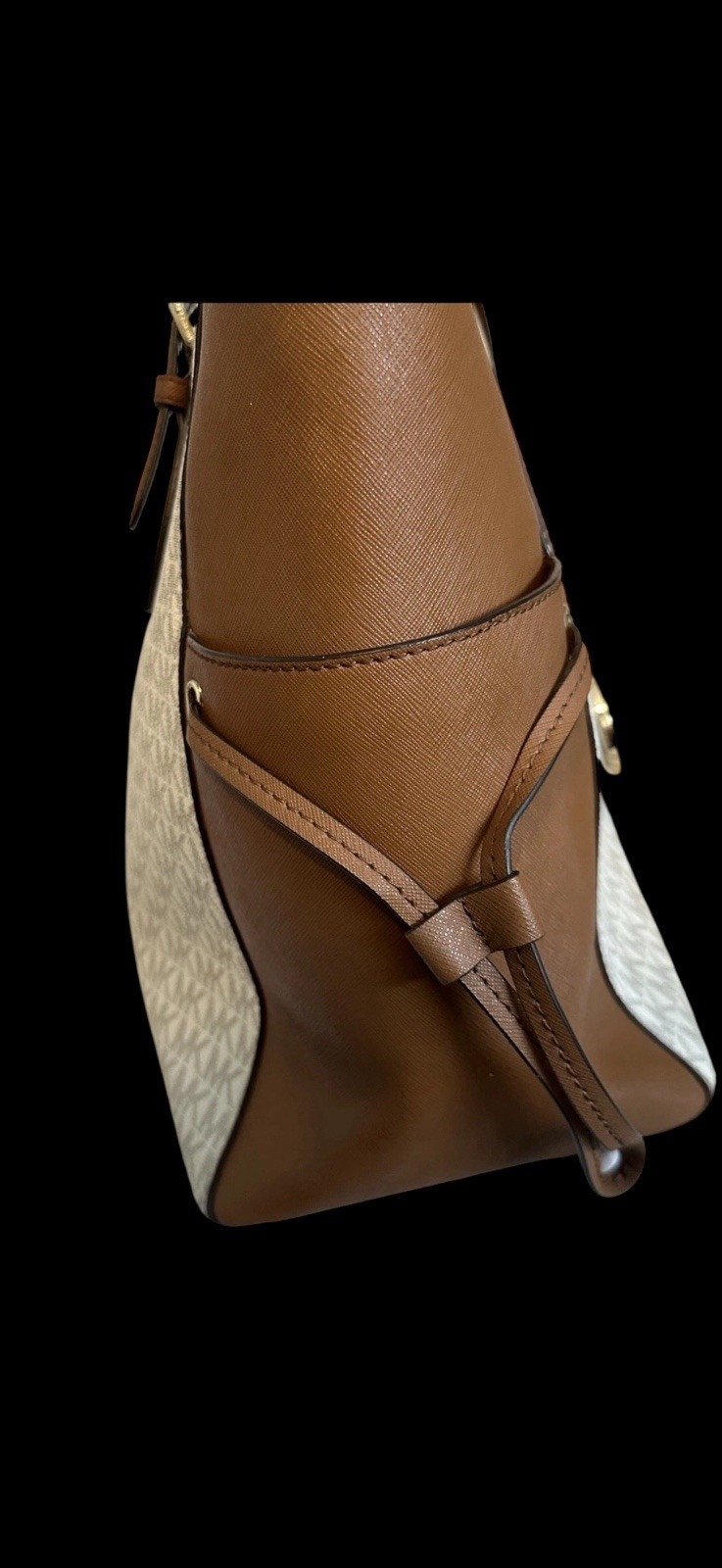 Michael Kors Gilly Large Jet Set Drawstring Top Zip Tote White Brown Monogram