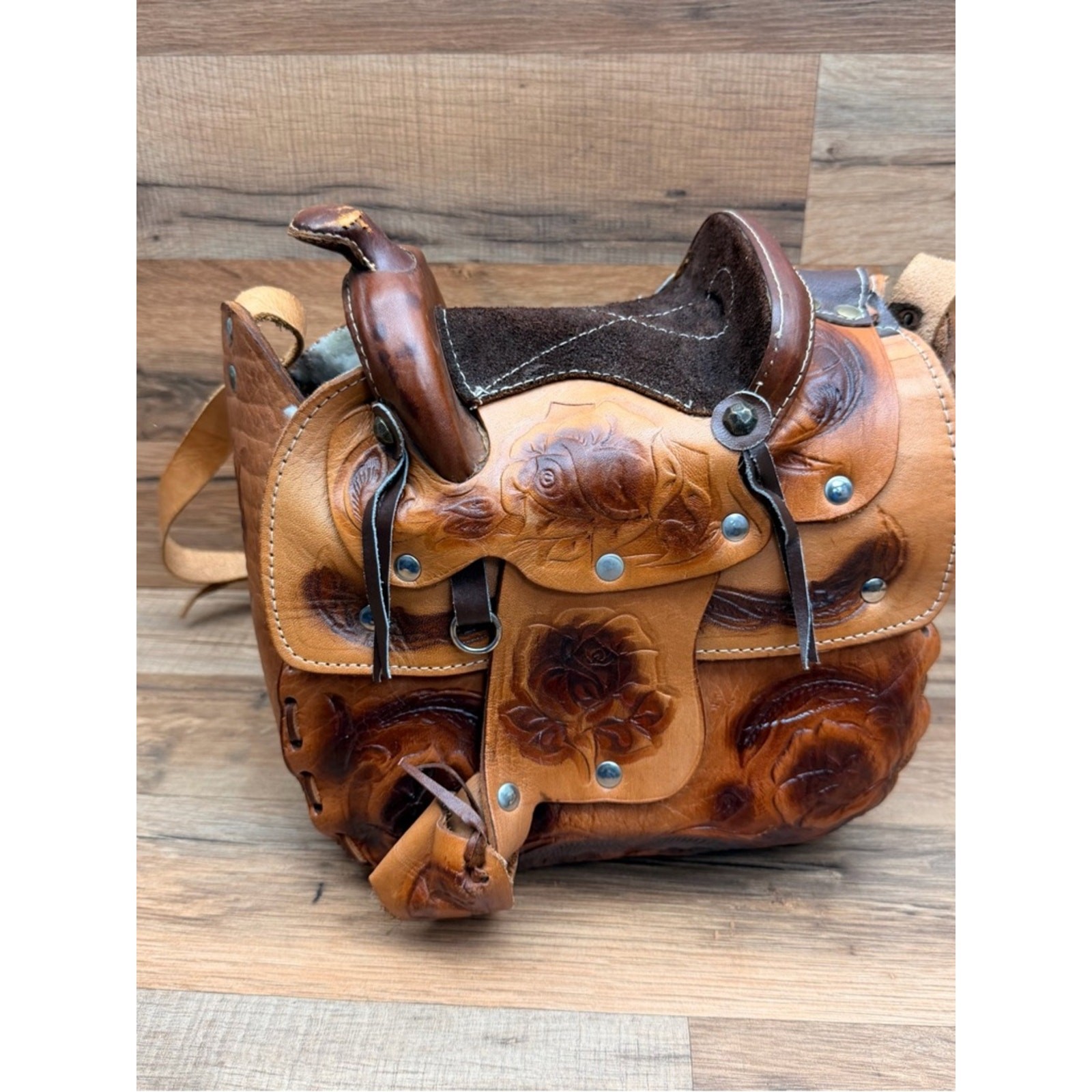 Vintage Tooled Leather Saddle Bag Purse in Tan and Dark Brown made in Mexico