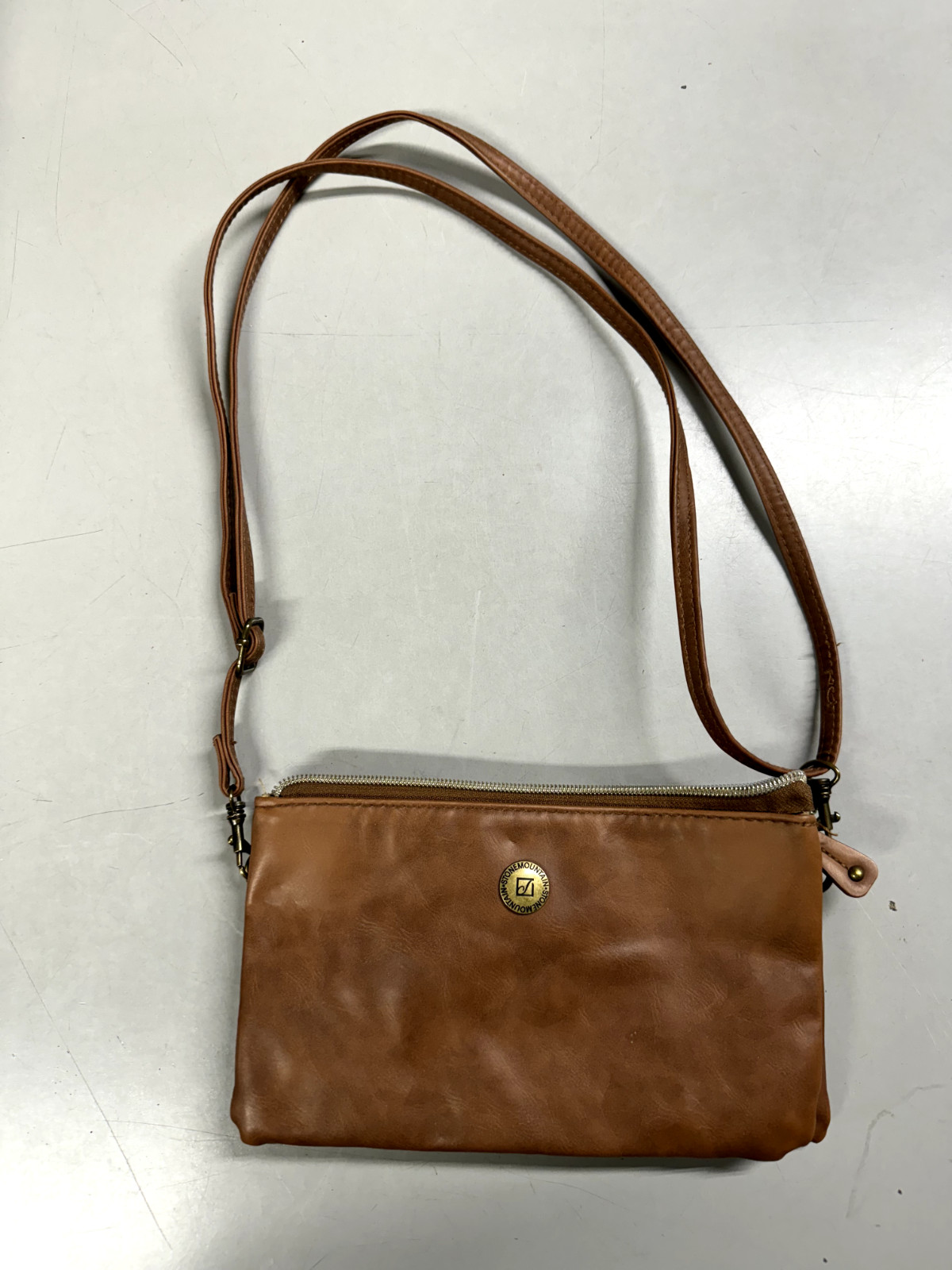Stone Mountain Purse Crossbody Bag Brown Leather Zipper Clutch 8.5 X X 5