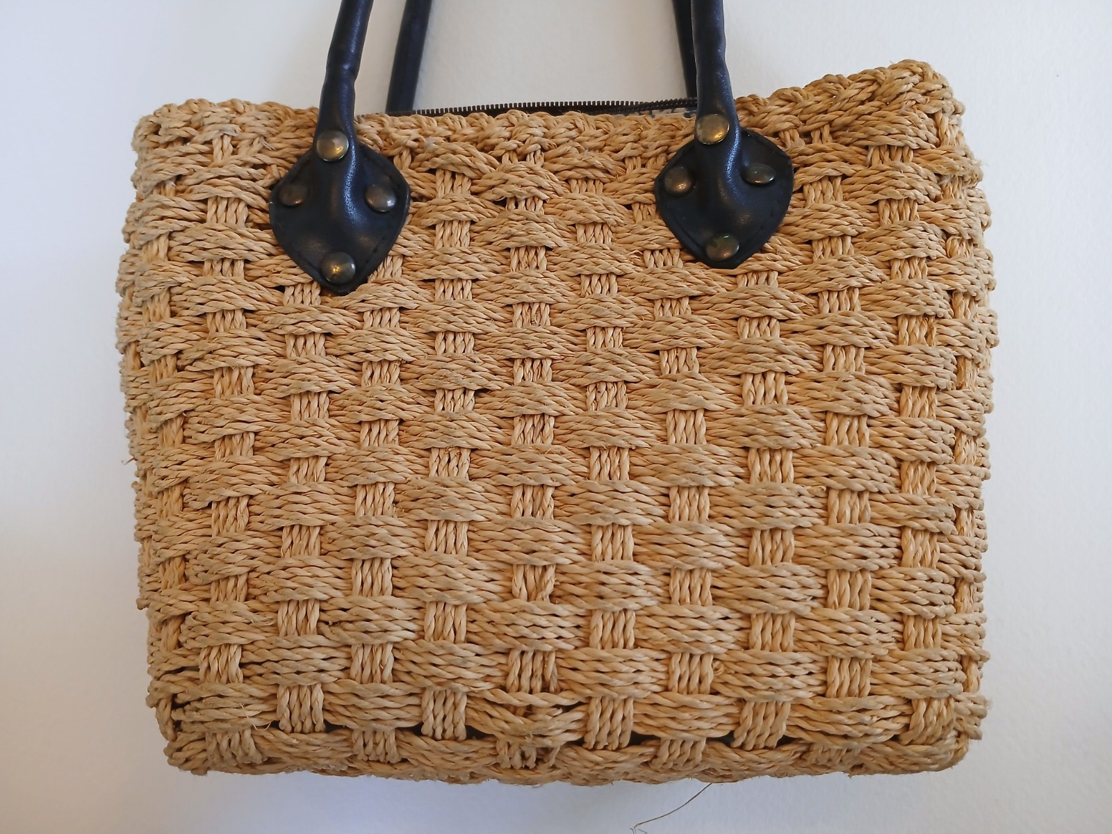 Express Basket-Weave Style Purse w Leopard Skin Cotton Lining 7″x9″x3.5″