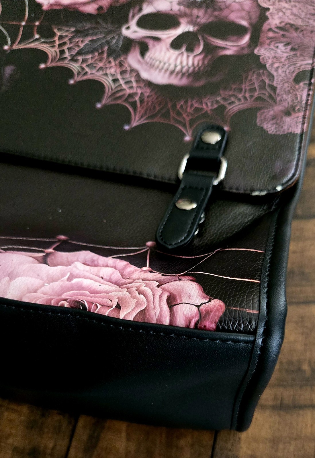 Skullette Venomina Leather Backpack Skull Pink Roses Spider New