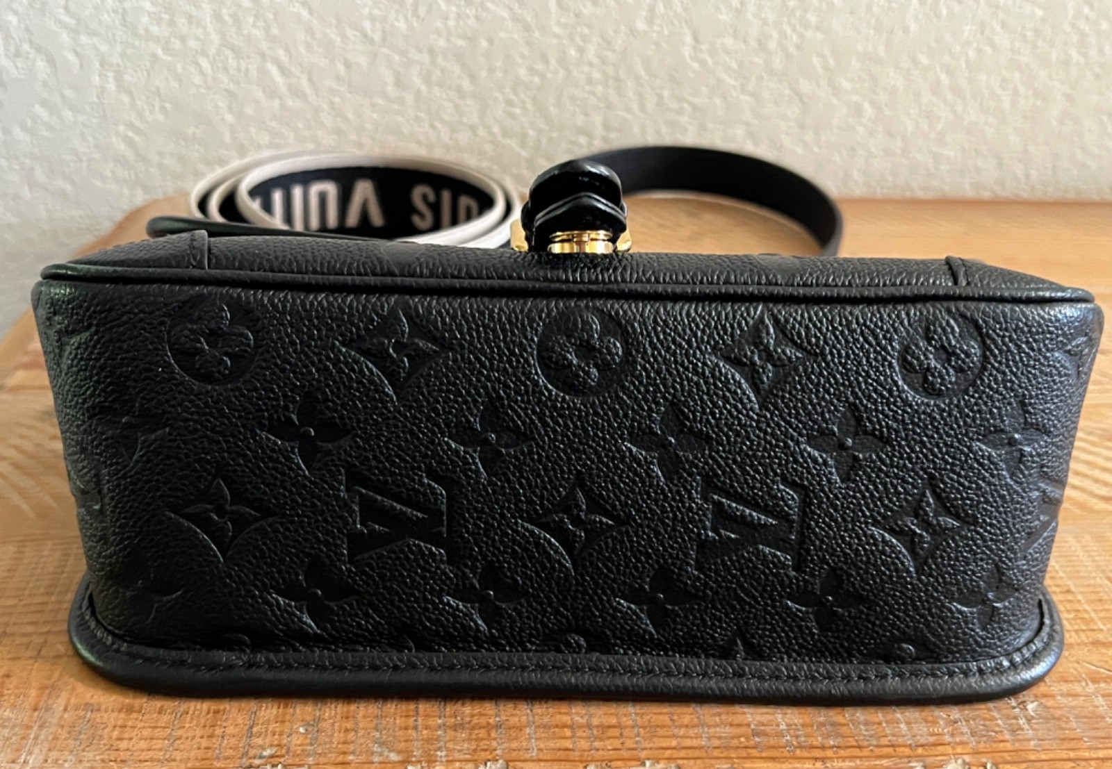 Authentic LOUIS VUITTON Black Diane Empreinte Monogram Shoulder Crossbody Bag