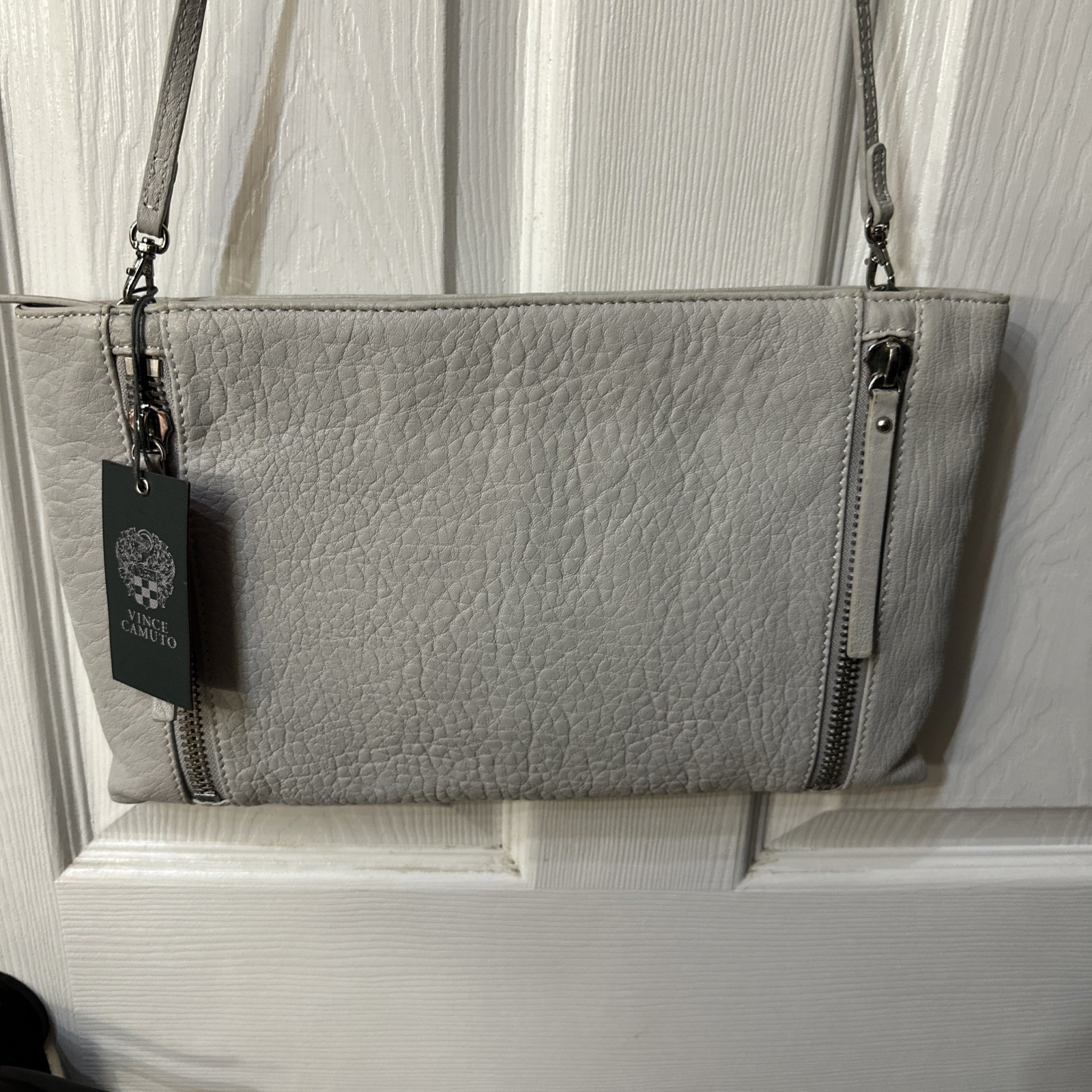New VINCE CAMUTO BAILY DOVE GRAY BUBLAM GENUINE LEATHER CLUTCH MSRP $198