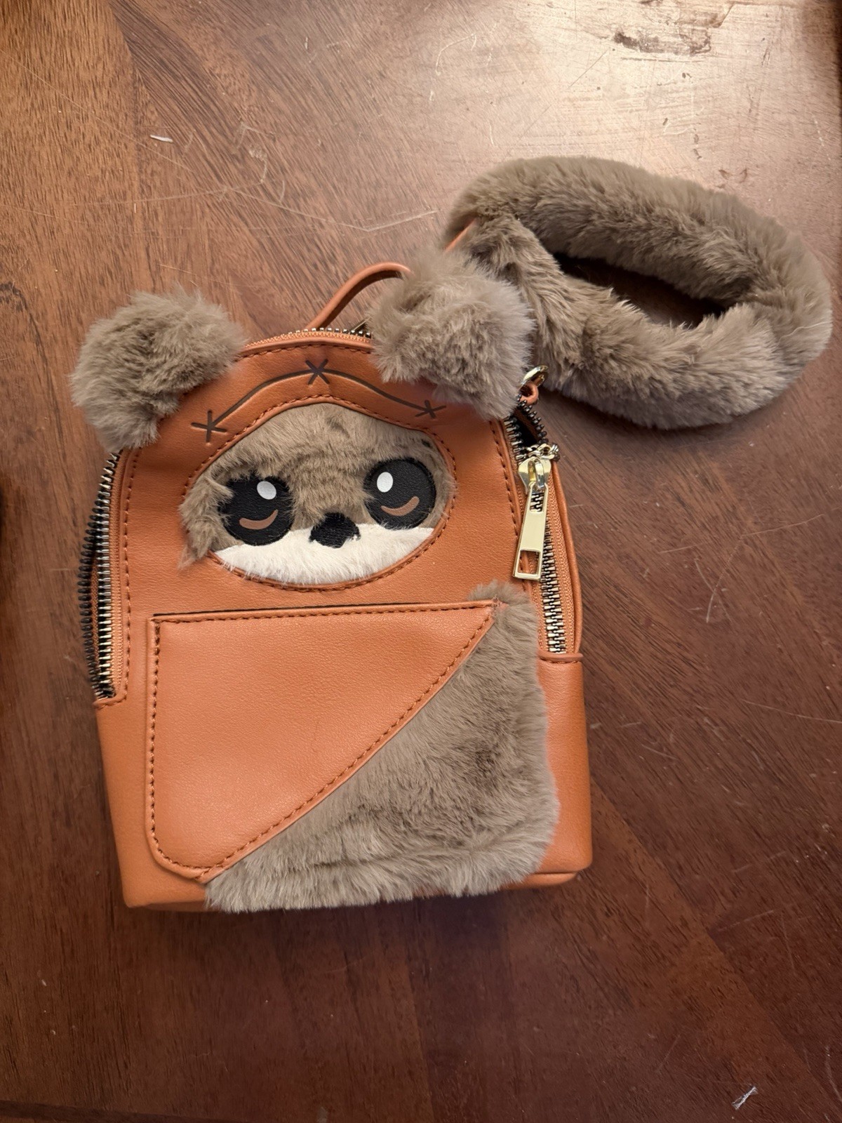 Star Wars Ewok Wristlet Bag Mini Crossbody Bag – NEW