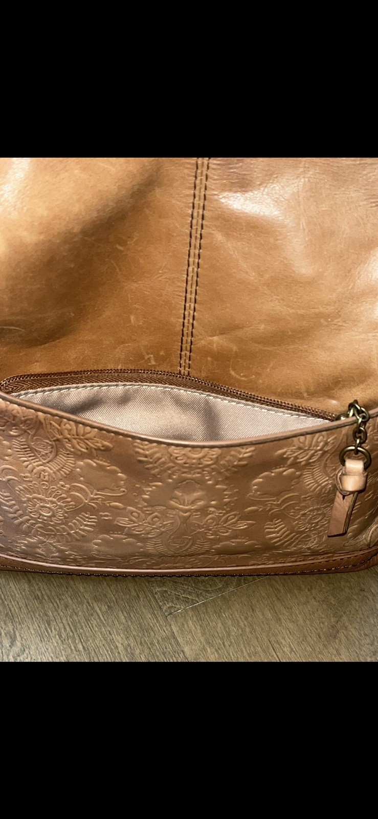 The Sak: Leather Shoulder Bag: Ink Stains See Last 2 Photos