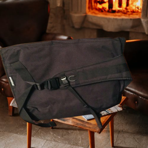 Clearance Sale black BAG MESSINGER High School Travel Laptop Rucksack Zipper NWT