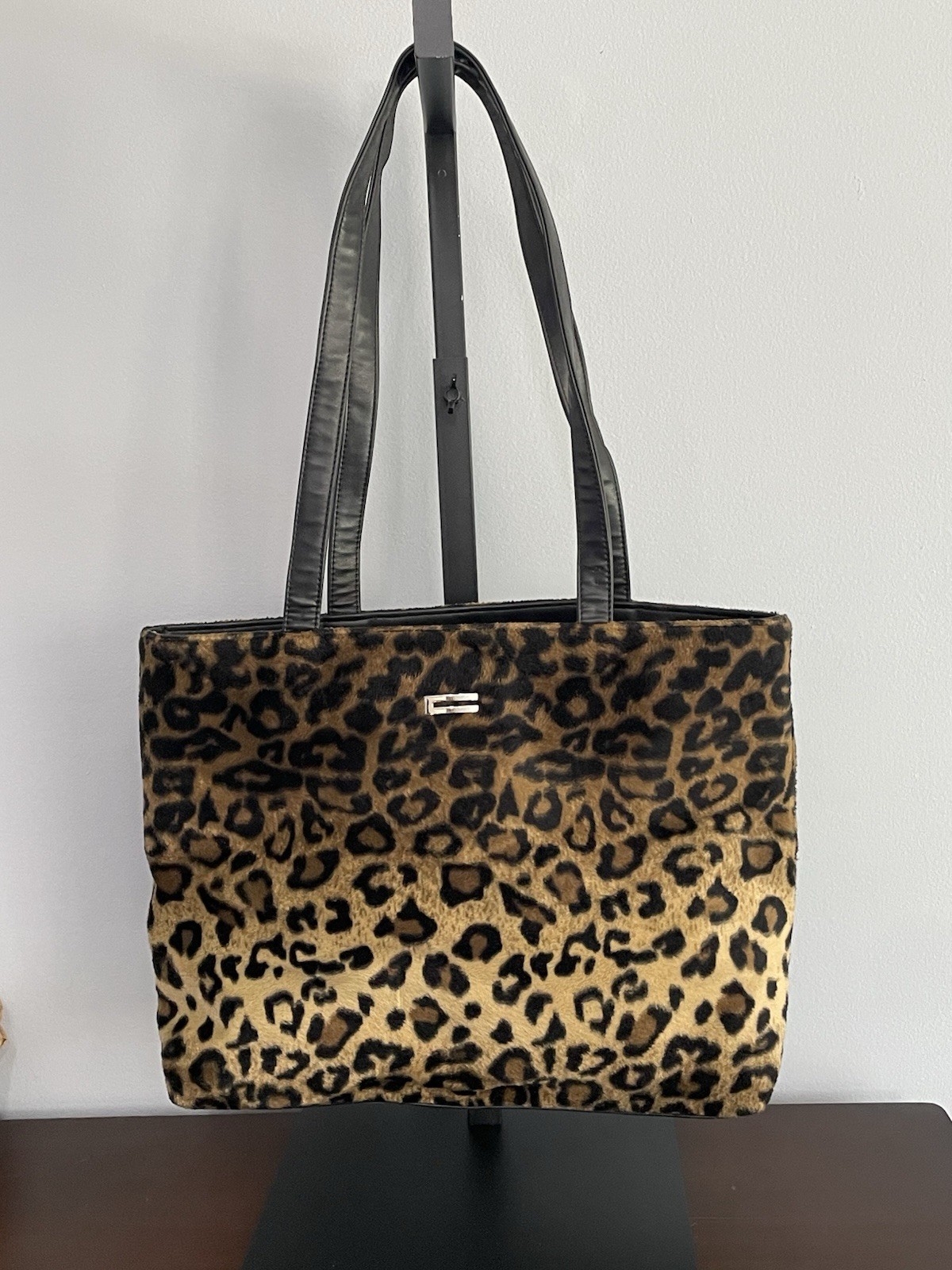 Leopard Print Tote Purse Bag Faux Fur Double Straps Zip Pockets Excellent!