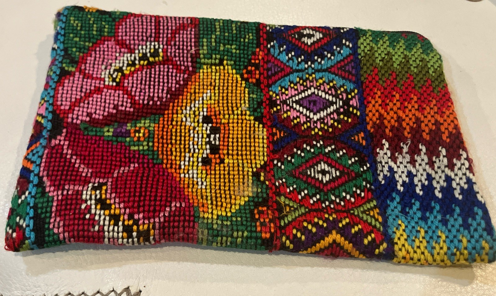 Handwoven Guatemalan Huipil Multicolor Floral Zipper Bag Clutch 7 3/4x 5 1/4