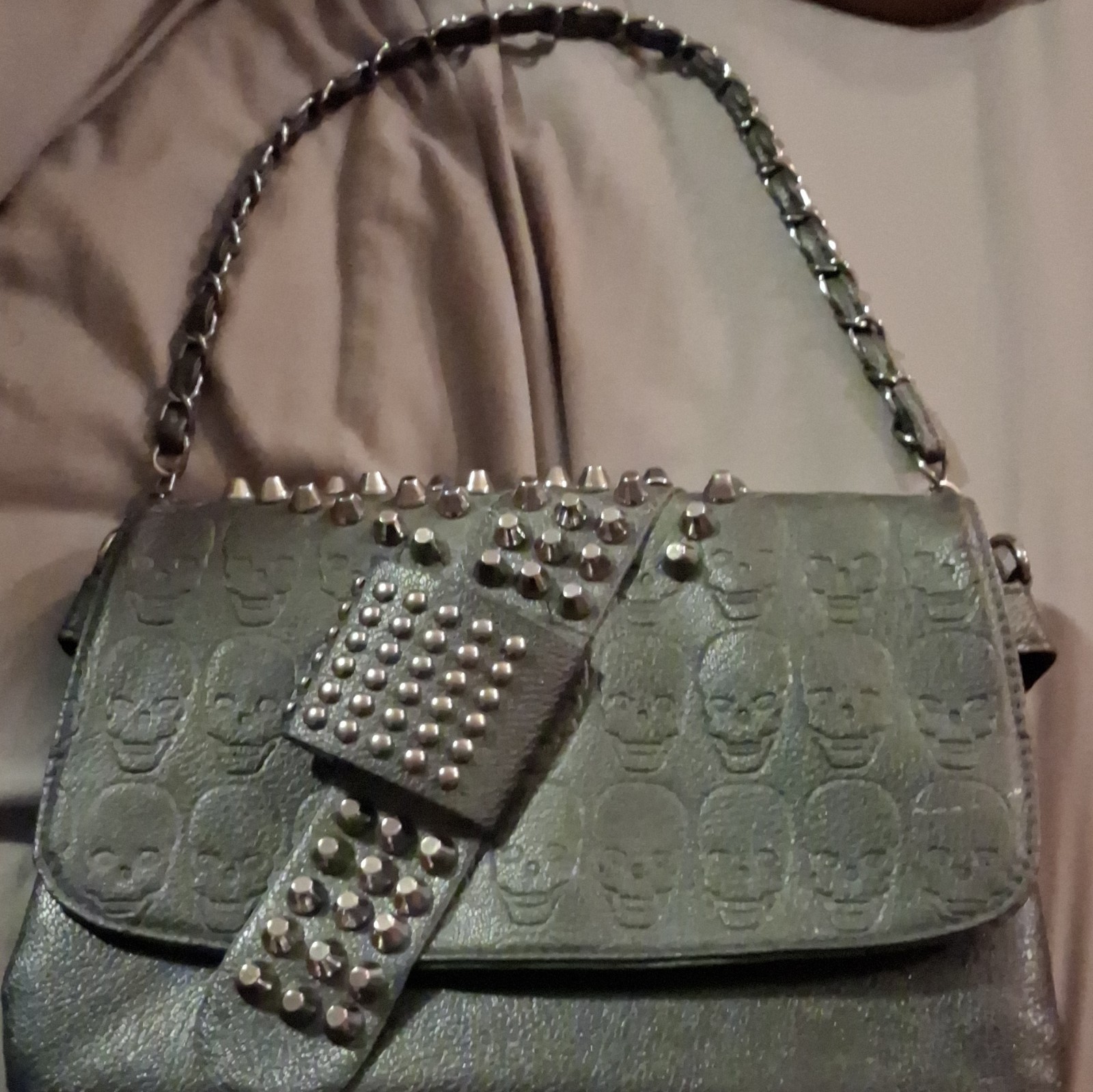 Women’s Black Skull Studded Shoulder Bag Chain Strap Magnetic Flap Lined