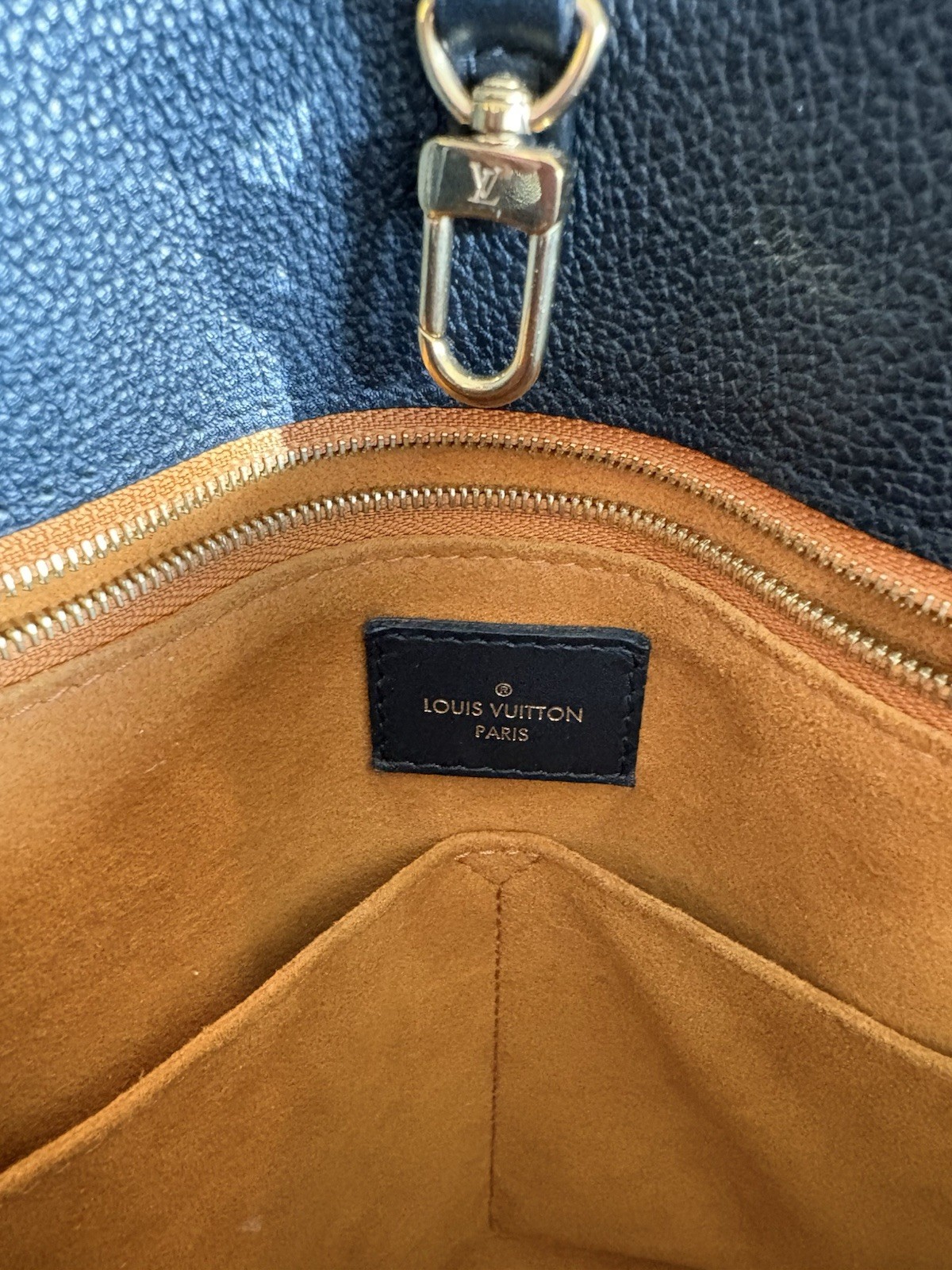 Louis Vuitton Onthego Black Tote Bag Empreinte Leather w/Orig Box Card Dustbag