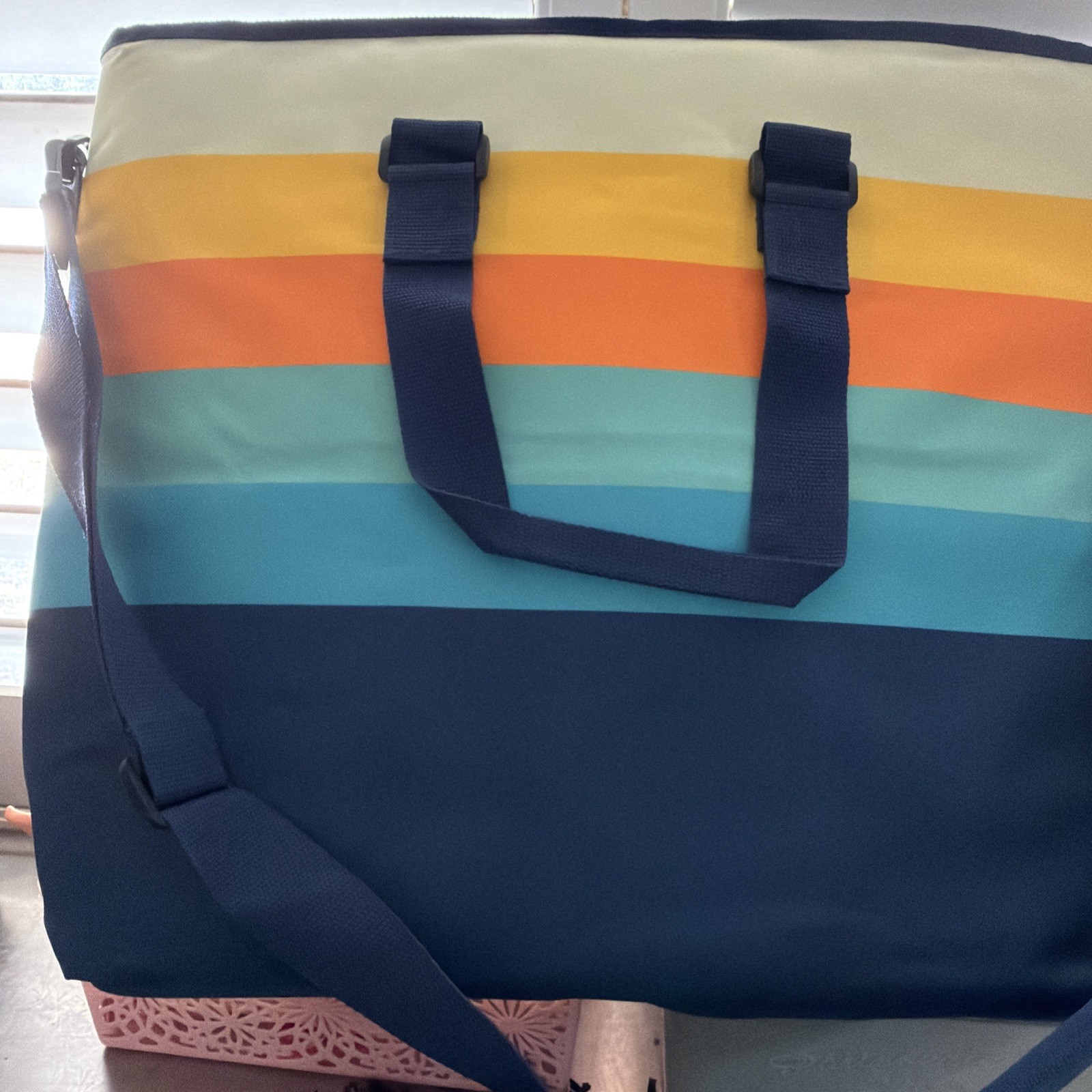 Life Is Good Deluxe Insulated Tote Bag L:21” W:2” H:17