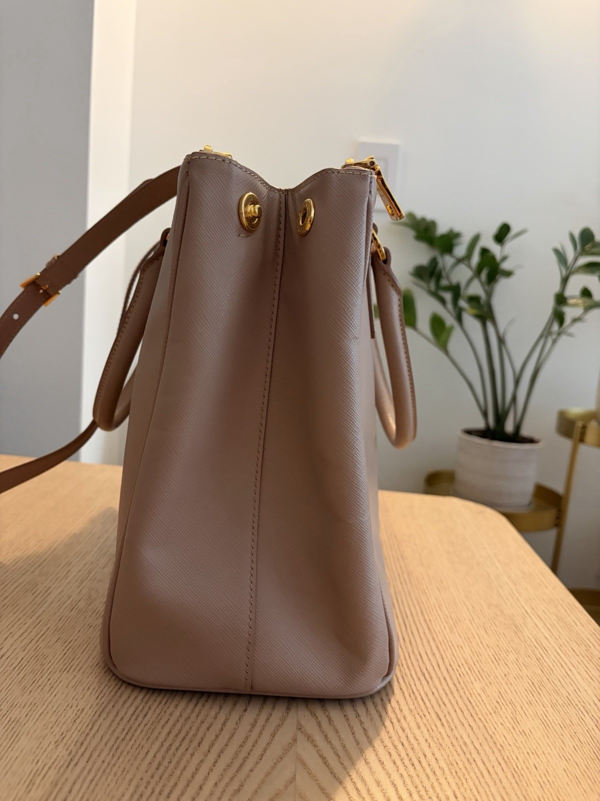 PRADA Galleria Saffiano Leather Bag Large Maeve Beige Gold Hardware