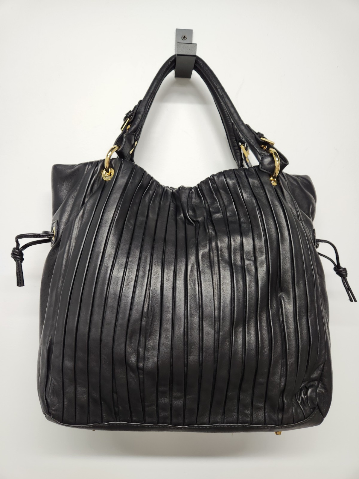 Paolo Masi Women’s Ruched Pleated Leather Extra Large Plisse Bag, Black & Gold