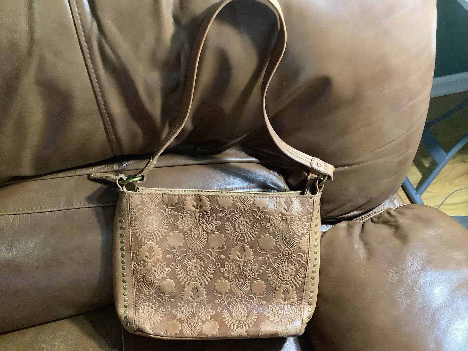 The Sak Brown Leather Handbag Embossed On The Frt. Approx 12×8” 12” Drop
