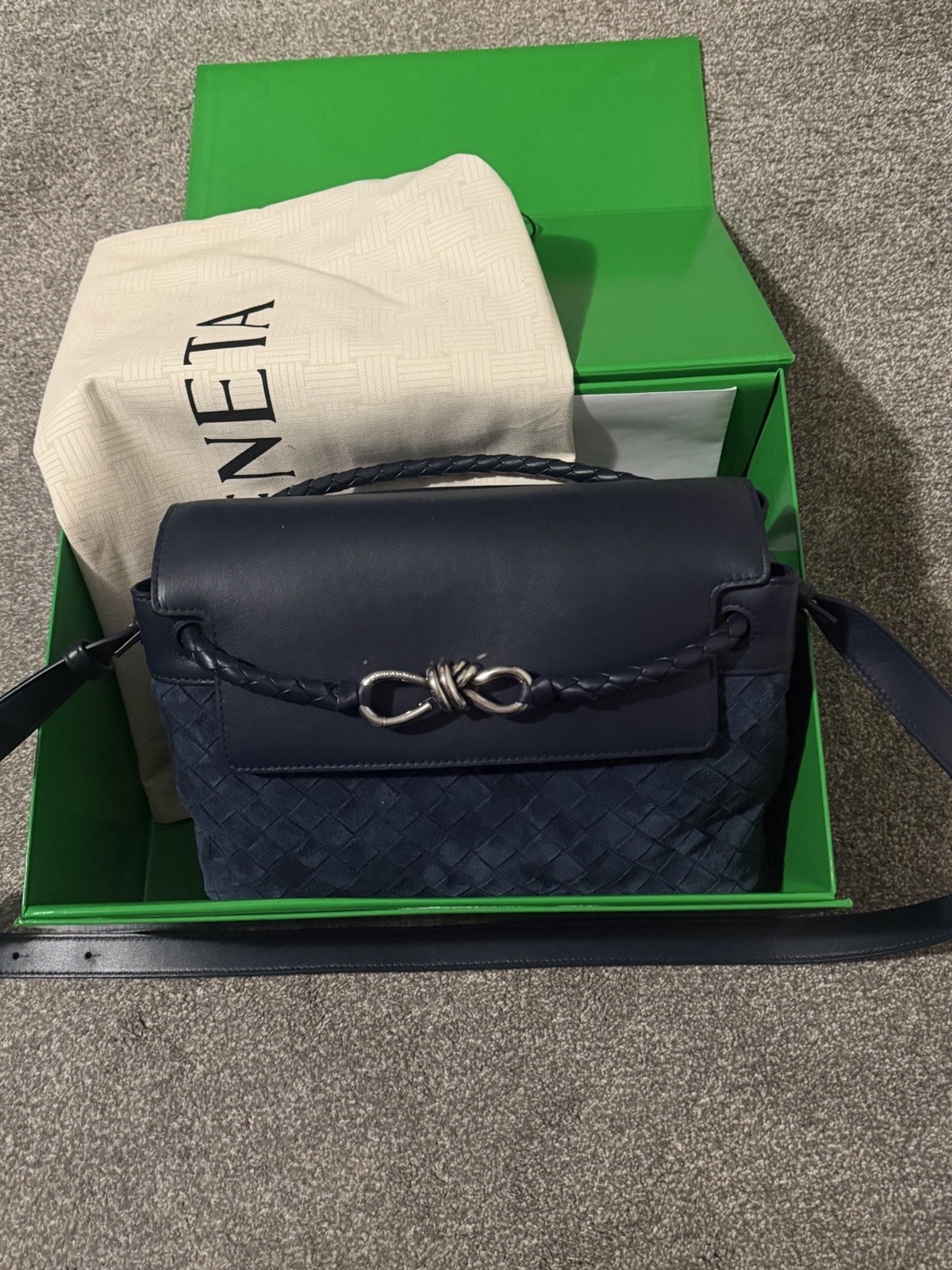 Bottega Veneta Neptune Intrecciato Suede Andiamo Messenger Bag (Full Set)