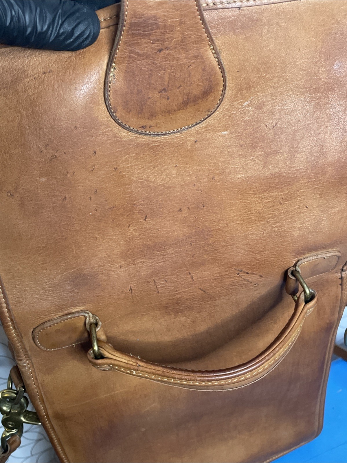 Vintage Coach Station Bag | Style 5130 | British Tan Leather with Brass Hardware