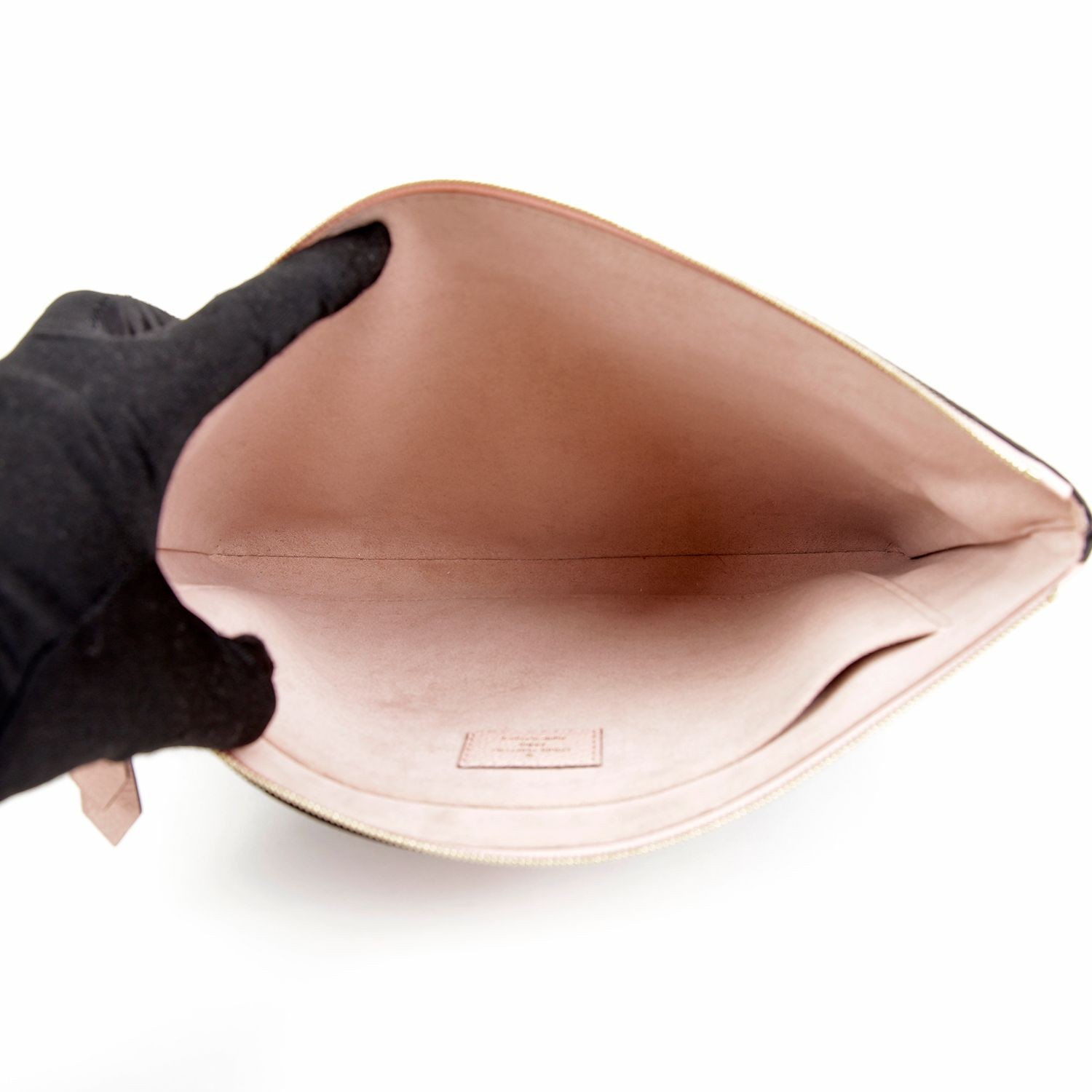 Louis Vuitton Daily Pouch M62942 148707406 [P]