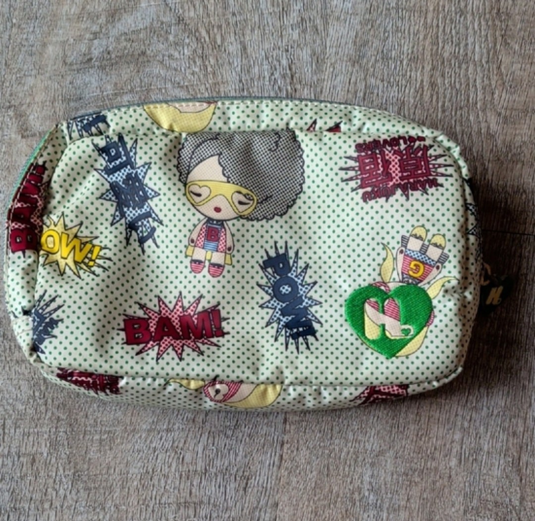 Harajuku Lovers Super Hot Female Heroes Cosmetic Bag Clutch 2009 Gwen Stefani