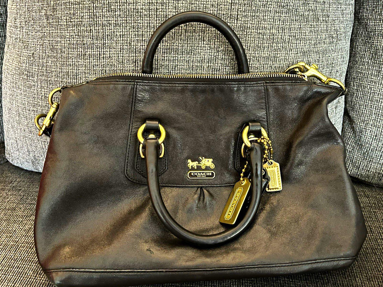 Coach Large Black Satchel Top Handle Bag Zip Closure Detachable Strap Charm