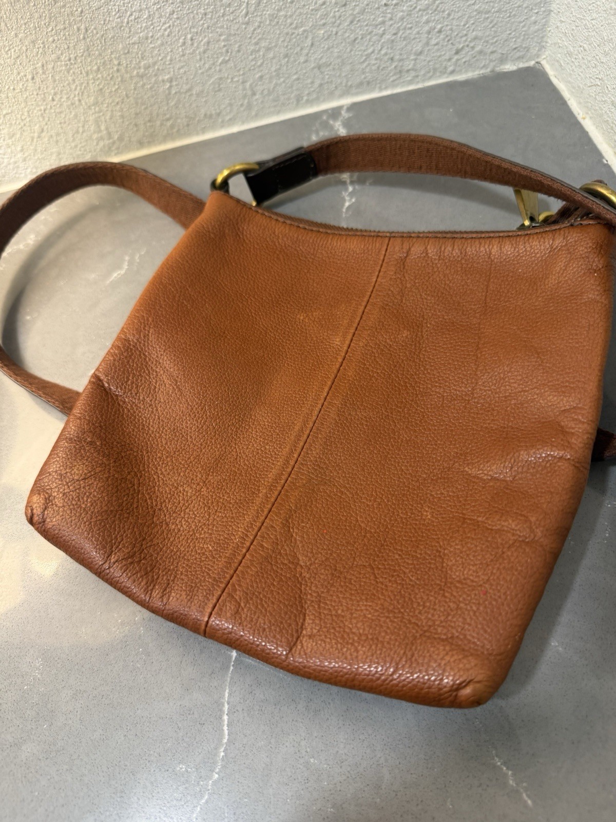 FOSSIL Small Brown Pebble Cow Hide Supple Leather Crossbody Bag Purse