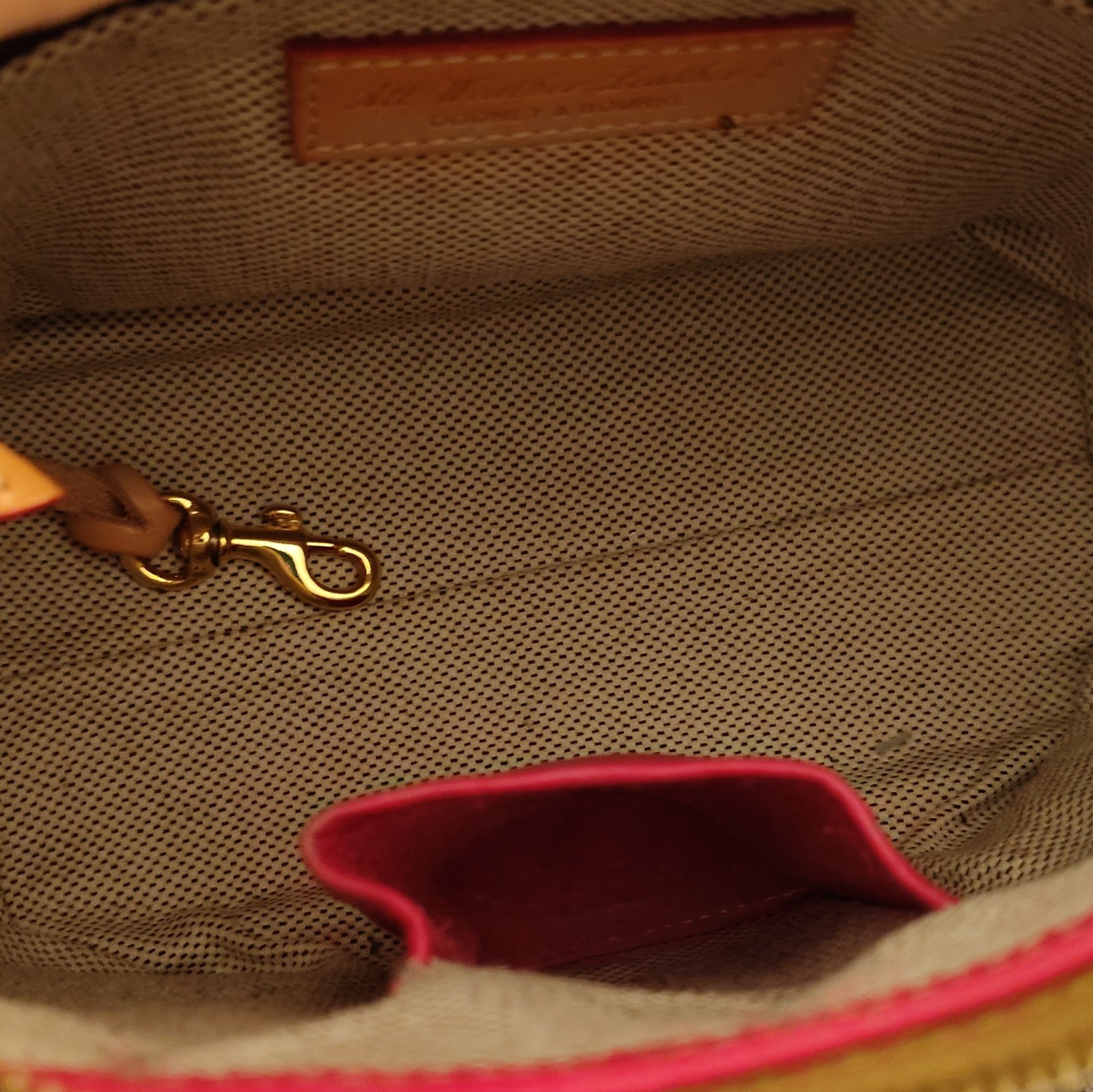 dooney & bourke all weather leather pink pebbled shoulder bag zip gold hardware