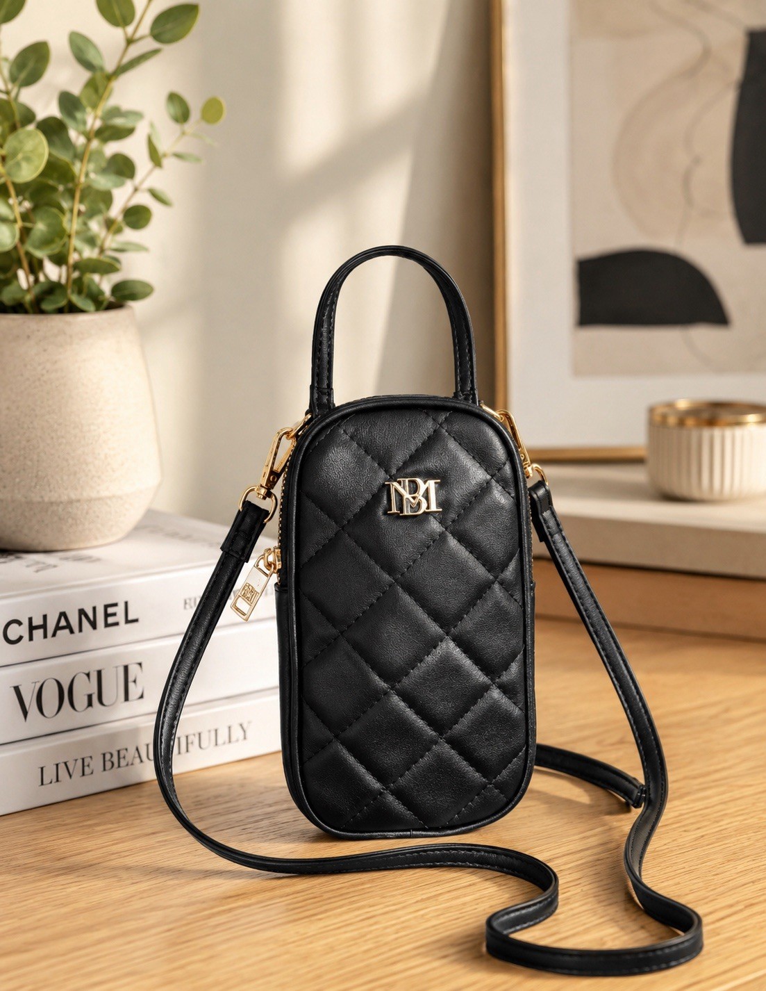 Badgley Mischka Black Vegan Leather Quilted Crossbody Phone Case Bag NWT $59