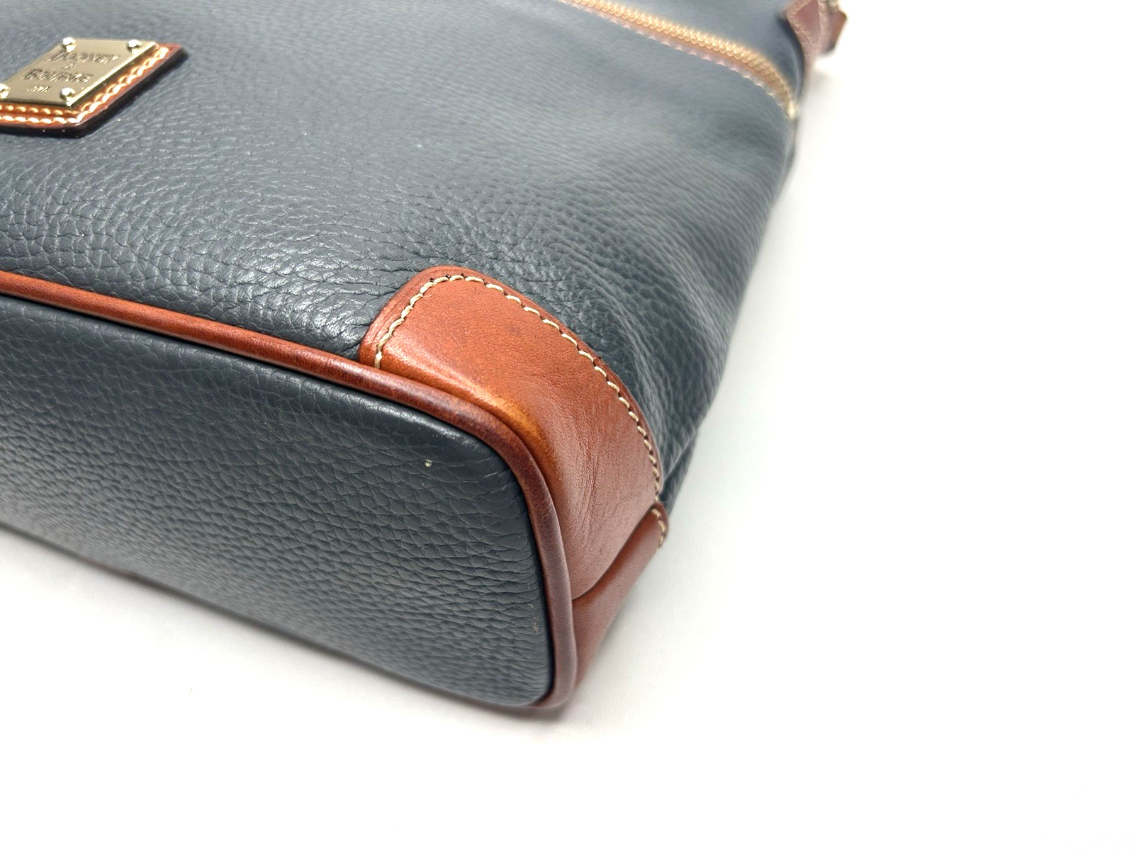DOONEY & BOURKE Pebble Grain Crossbody DARK GRAY