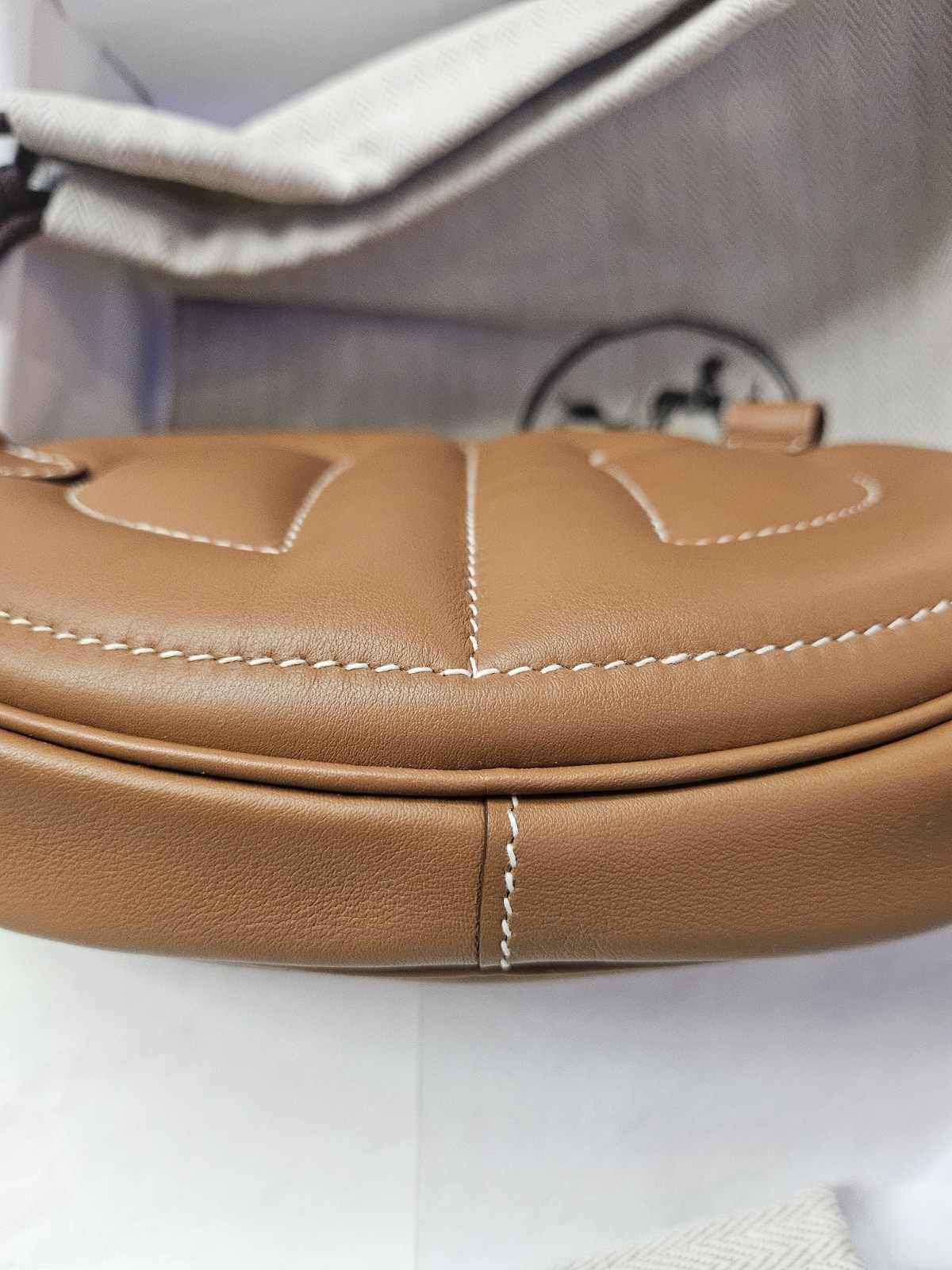Hermes In The Loop Belt Bag Verso Swift Leather Gold/Yellow Palladium Hardware